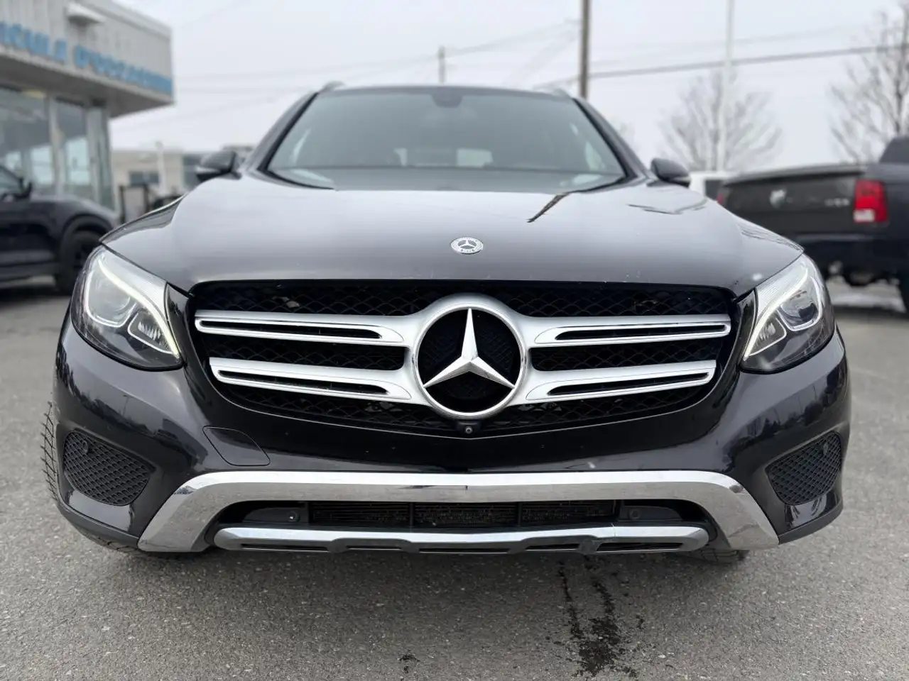 Mercedes-Benz GLC снимка Mercedes-Benz GLC