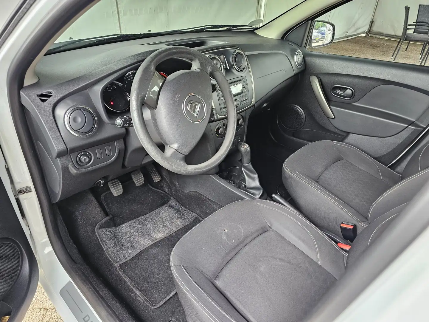 Renault Megane 1.6-16V Expression Basis Zwart - 2