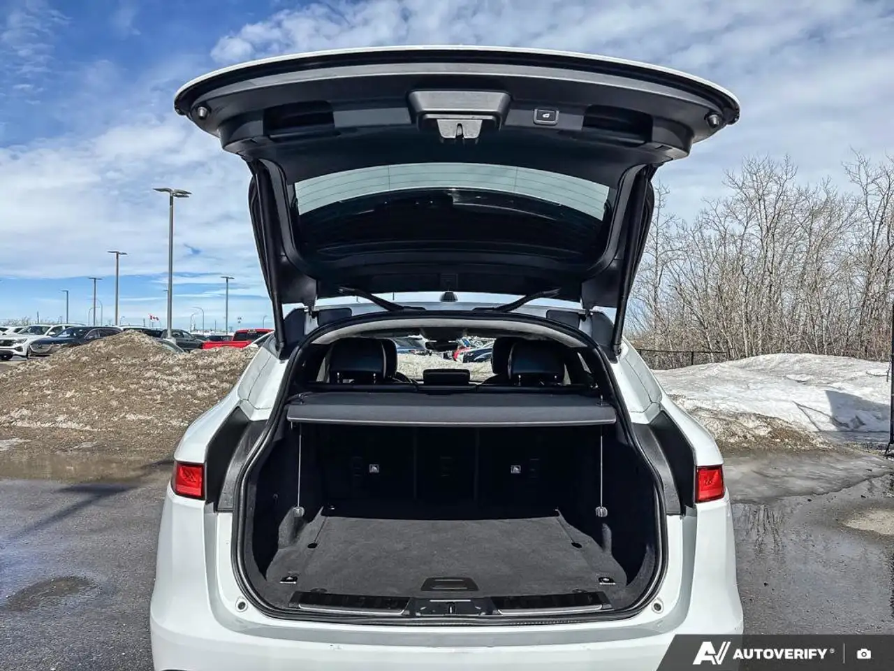 Jaguar F-Pace снимка Jaguar F-Pace
