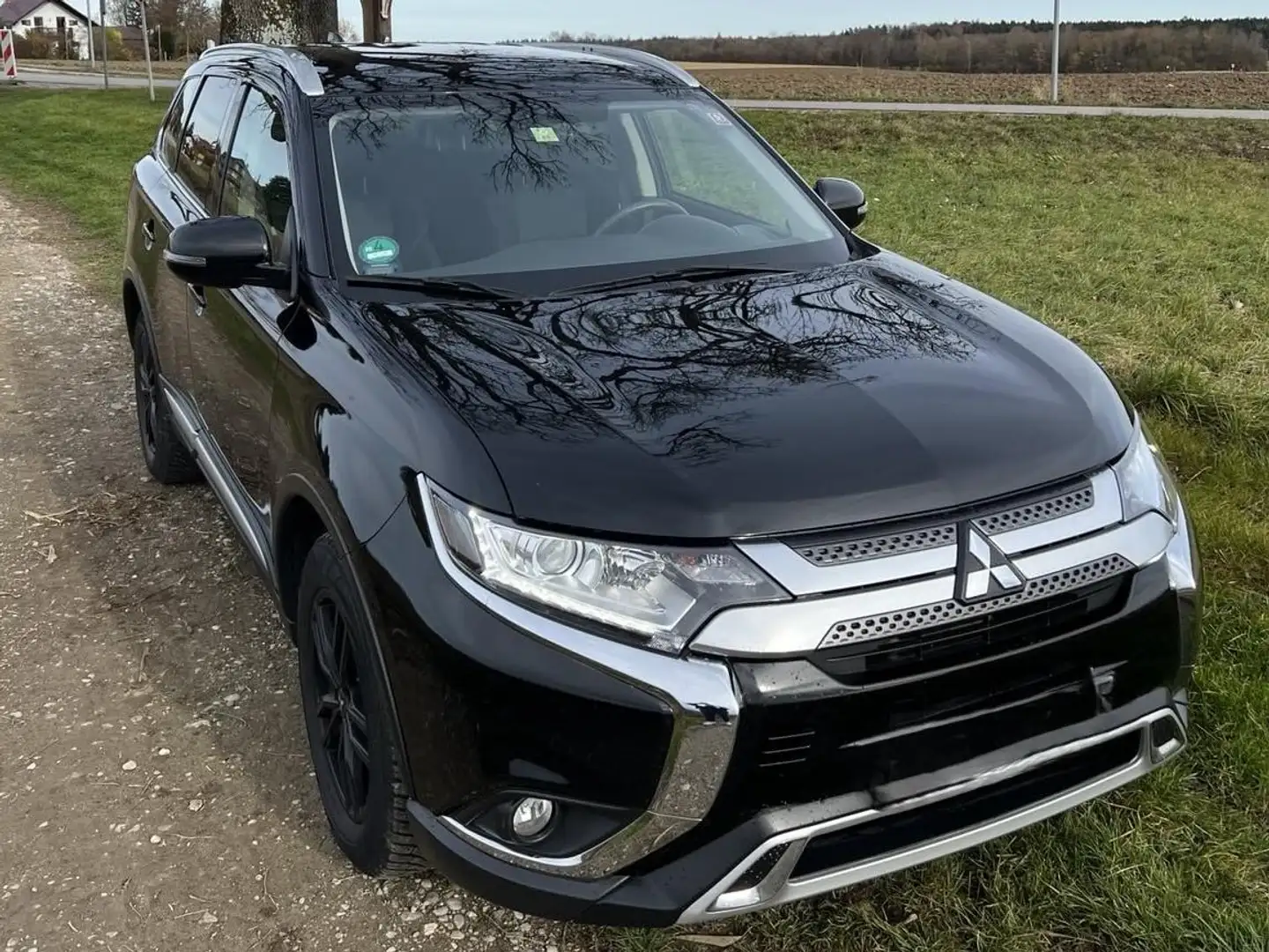 Mitsubishi Outlander Outlander 2.0 4WD CVT Diamant Edition+ - 1