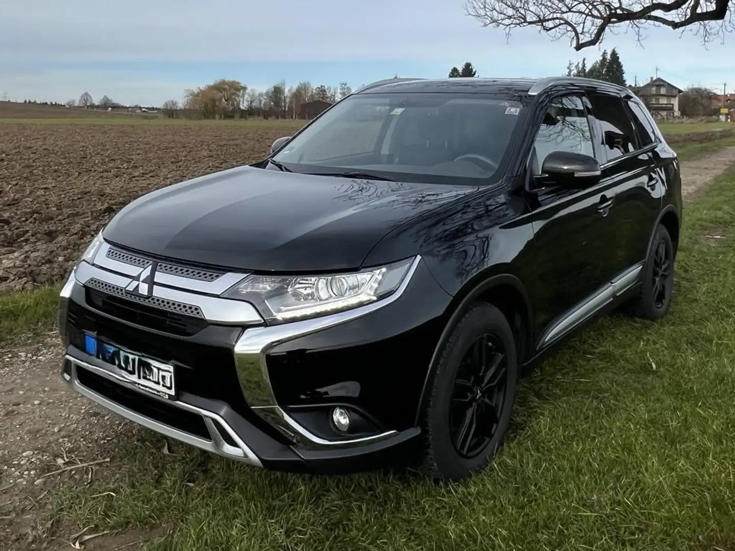 Mitsubishi Outlander Outlander 2.0 4WD CVT Diamant Edition+ - 2