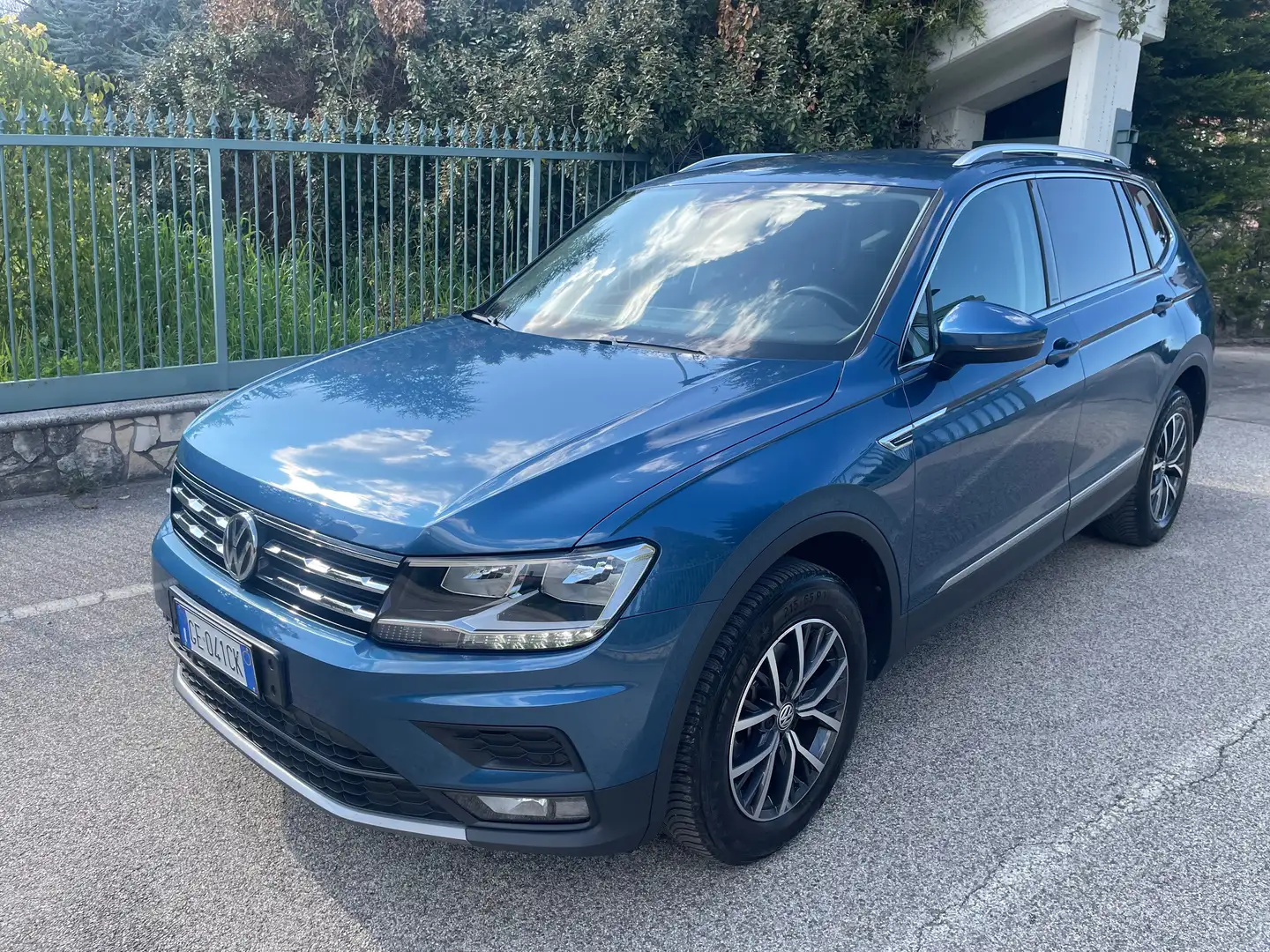 Volkswagen Tiguan Tiguan Allspace 2.0 tdi 7 POSTI 150cv DSG Blu/Azzurro - 2