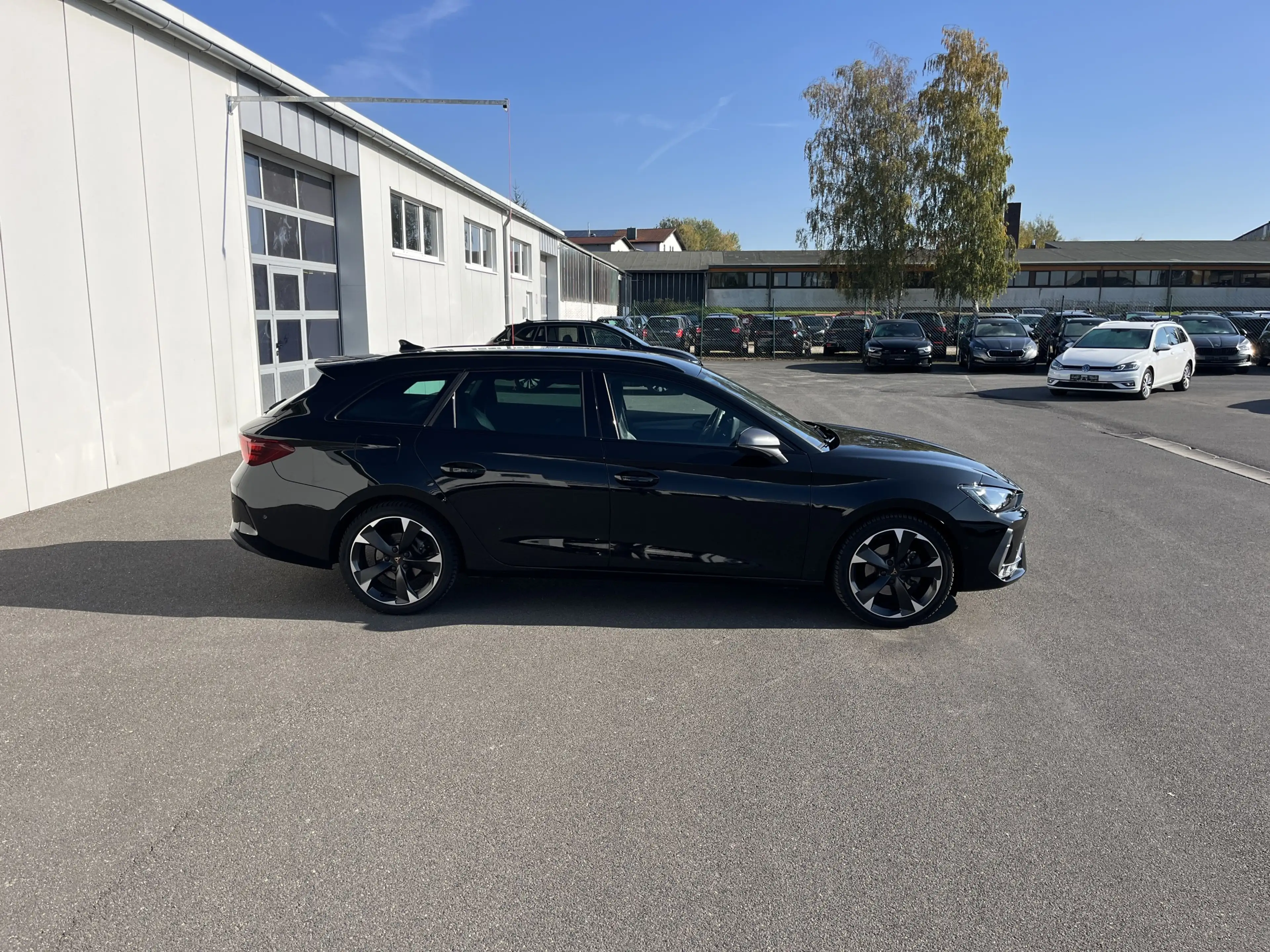 CUPRA Leon SP 1.5 TSI DSG 175€ m.20% Anz. AHK Navi KEYLESS — photo 6