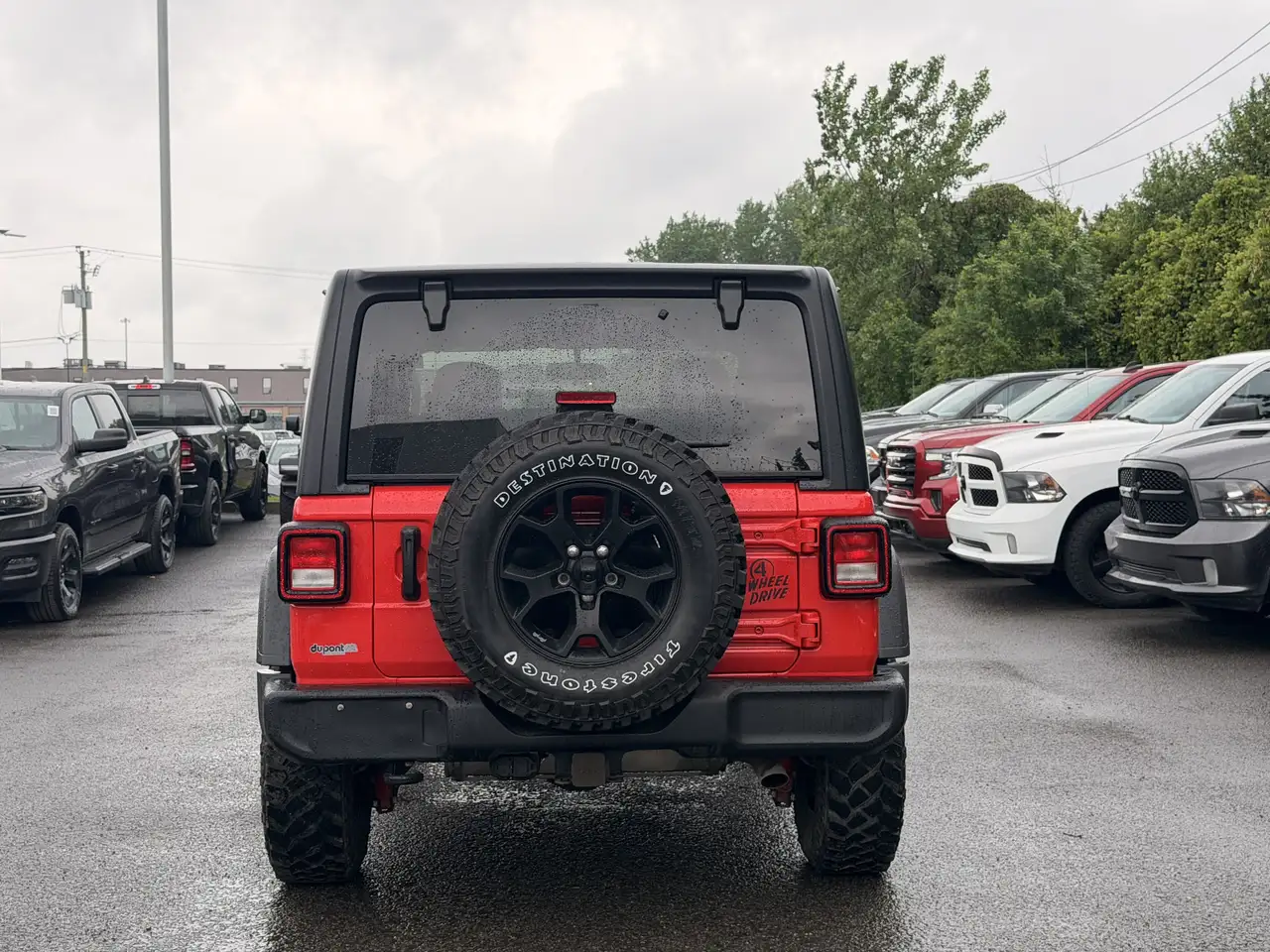 Jeep Wrangler снимка Jeep Wrangler