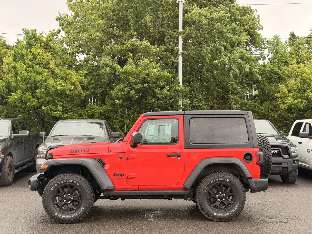 Jeep Wrangler снимка Jeep Wrangler
