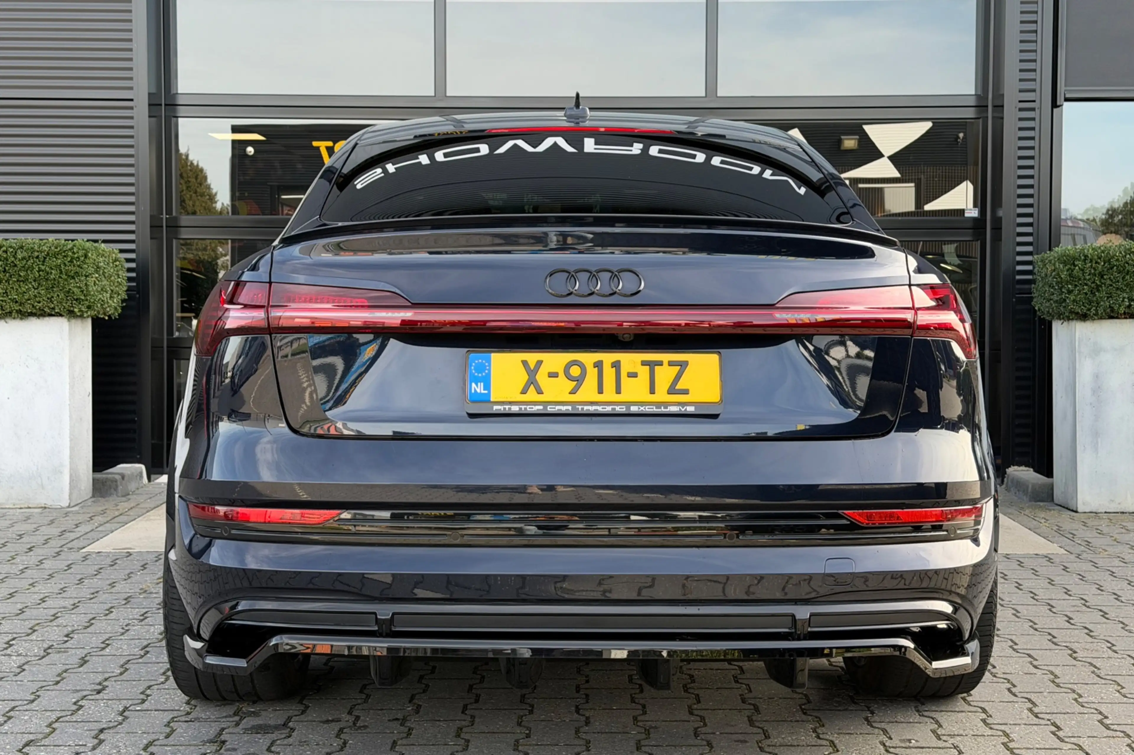 Audi e-tron Sportback S quattro 95 kWh, Leder, Pano, BodyKit, — photo 7