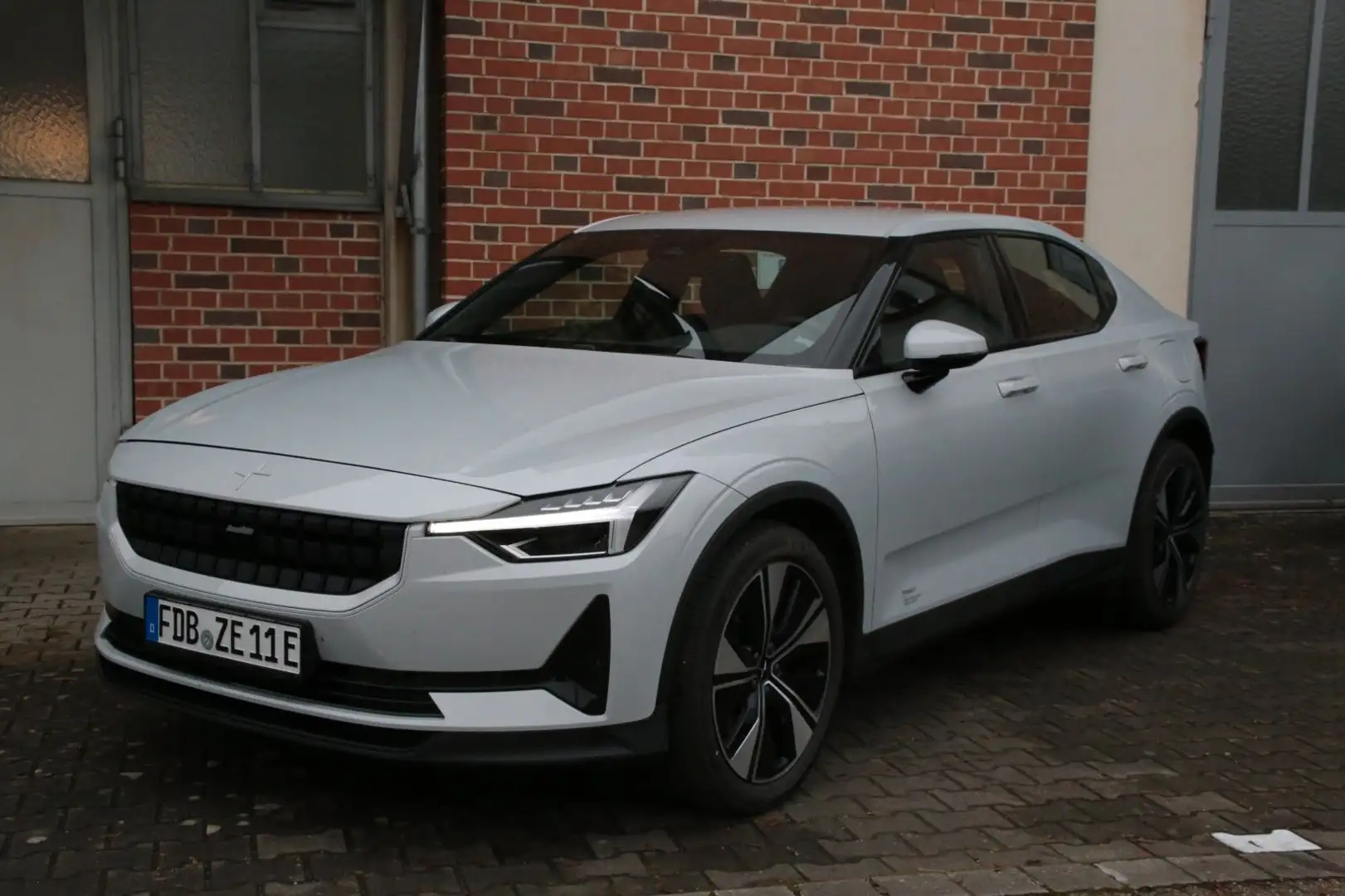 Polestar 2 Long-Range Dual Motor m. AVILOO-Batteriezertifikat Grau - 1