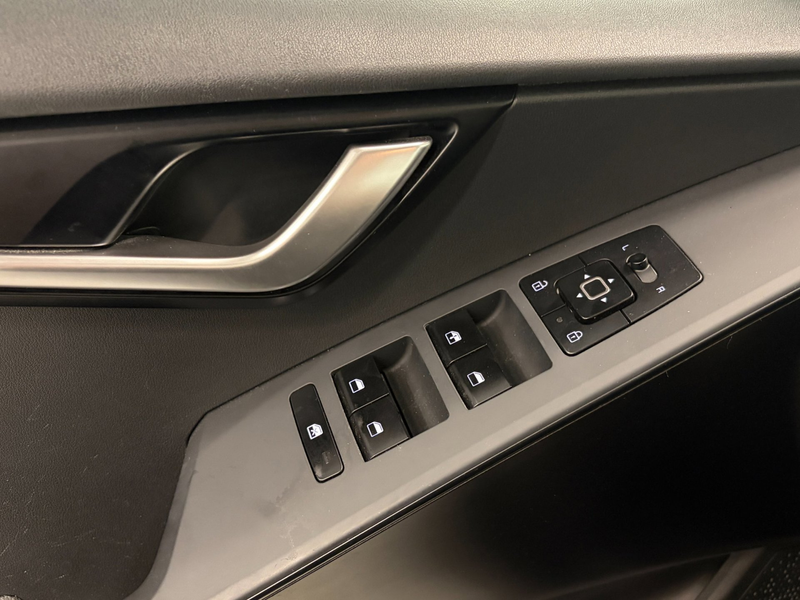 Kia e-Niro EV DynamicLine 64.8 kWh Warmtepomp / Stoelverwarmi — photo 21