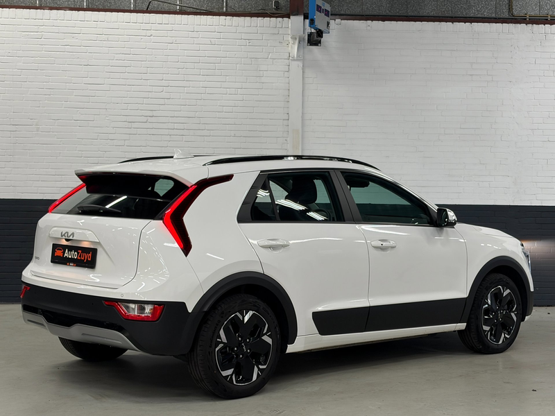 Kia e-Niro EV DynamicLine 64.8 kWh Warmtepomp / Stoelverwarmi — photo 3