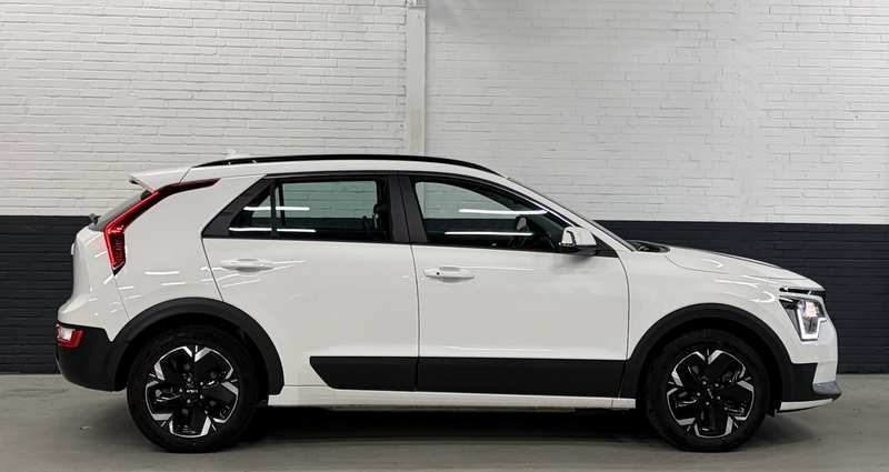 Kia e-Niro EV DynamicLine 64.8 kWh Warmtepomp / Stoelverwarmi — photo 6