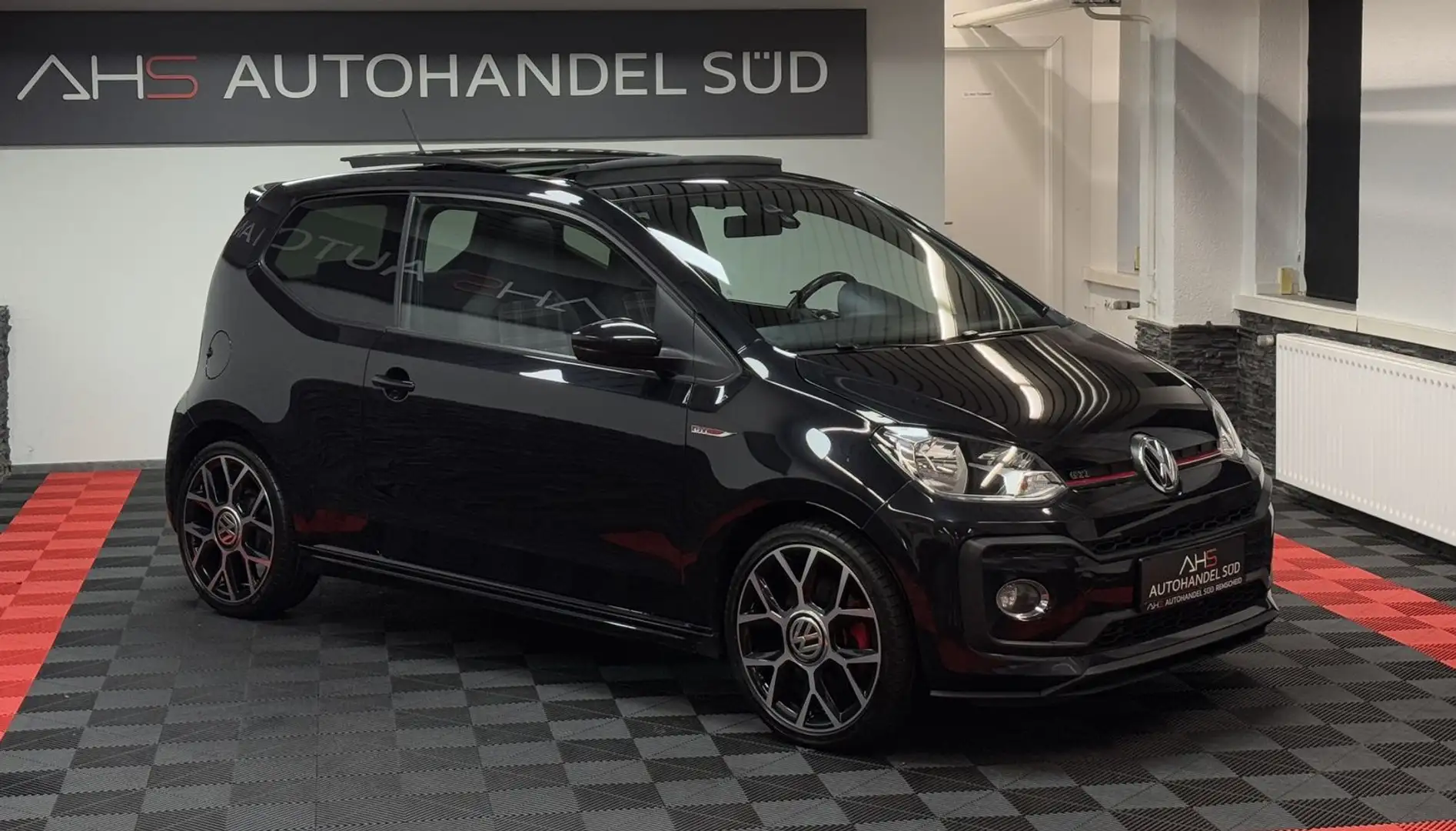 Volkswagen up! GTI *PANORAMA*RKAMERA*BEATS* Schwarz - 2