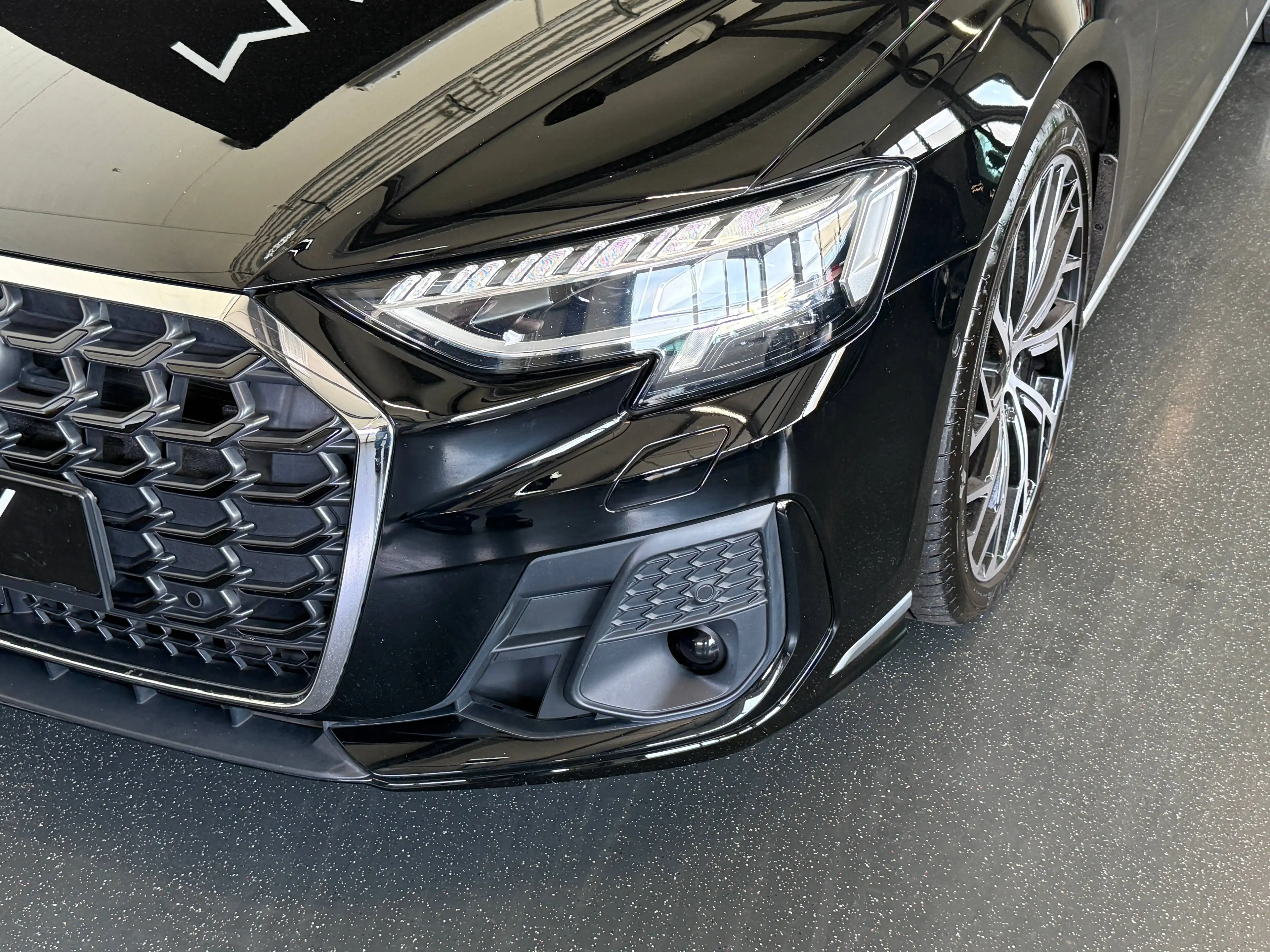 Audi A8 60 TFSI e Lang quattro top Ausstattung Audi exclusive MwSt. ausweisbar Finanzierung — photo 2