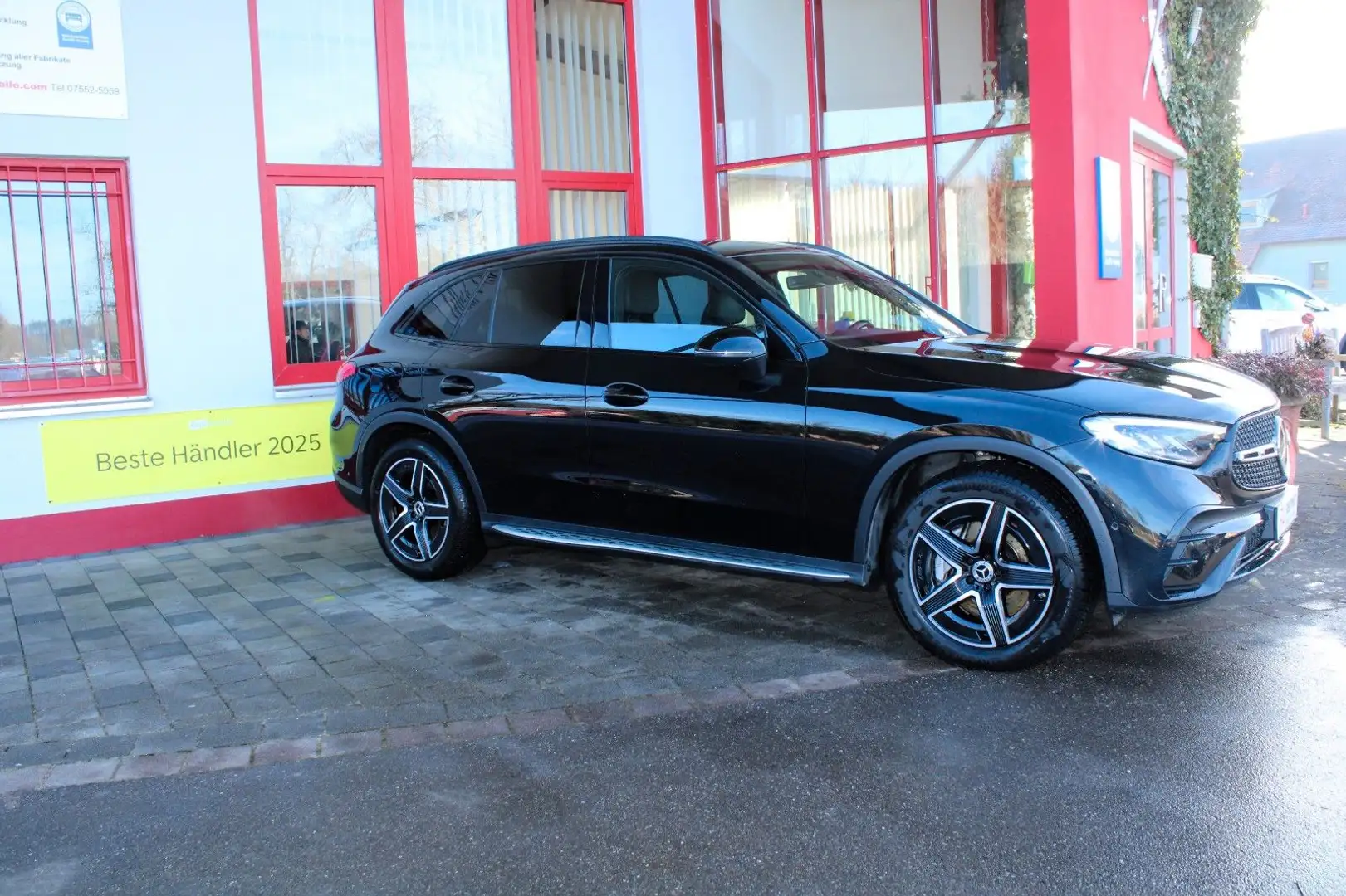 Mercedes-Benz GLC 200 4Matic*AMG*AHK*19"MHD*MD 2024 Schwarz - 2