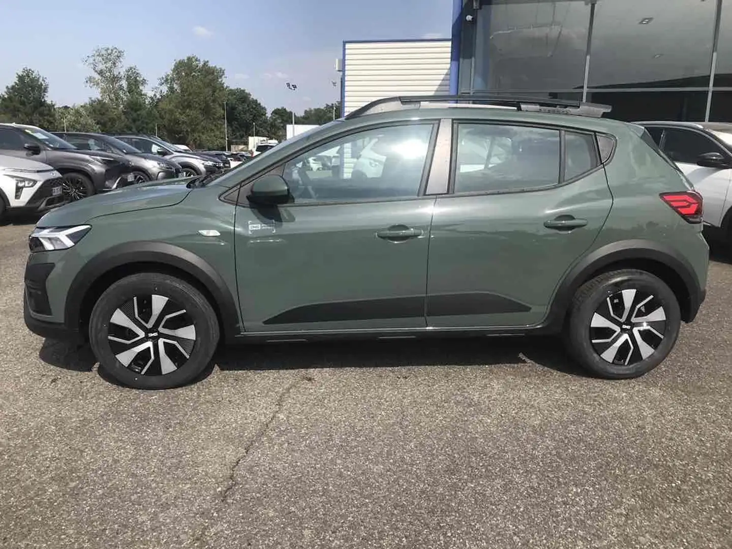Dacia Sandero 1.0 TCE 90CH STEPWAY EXPRESSION AUTO -24 Vert - 2