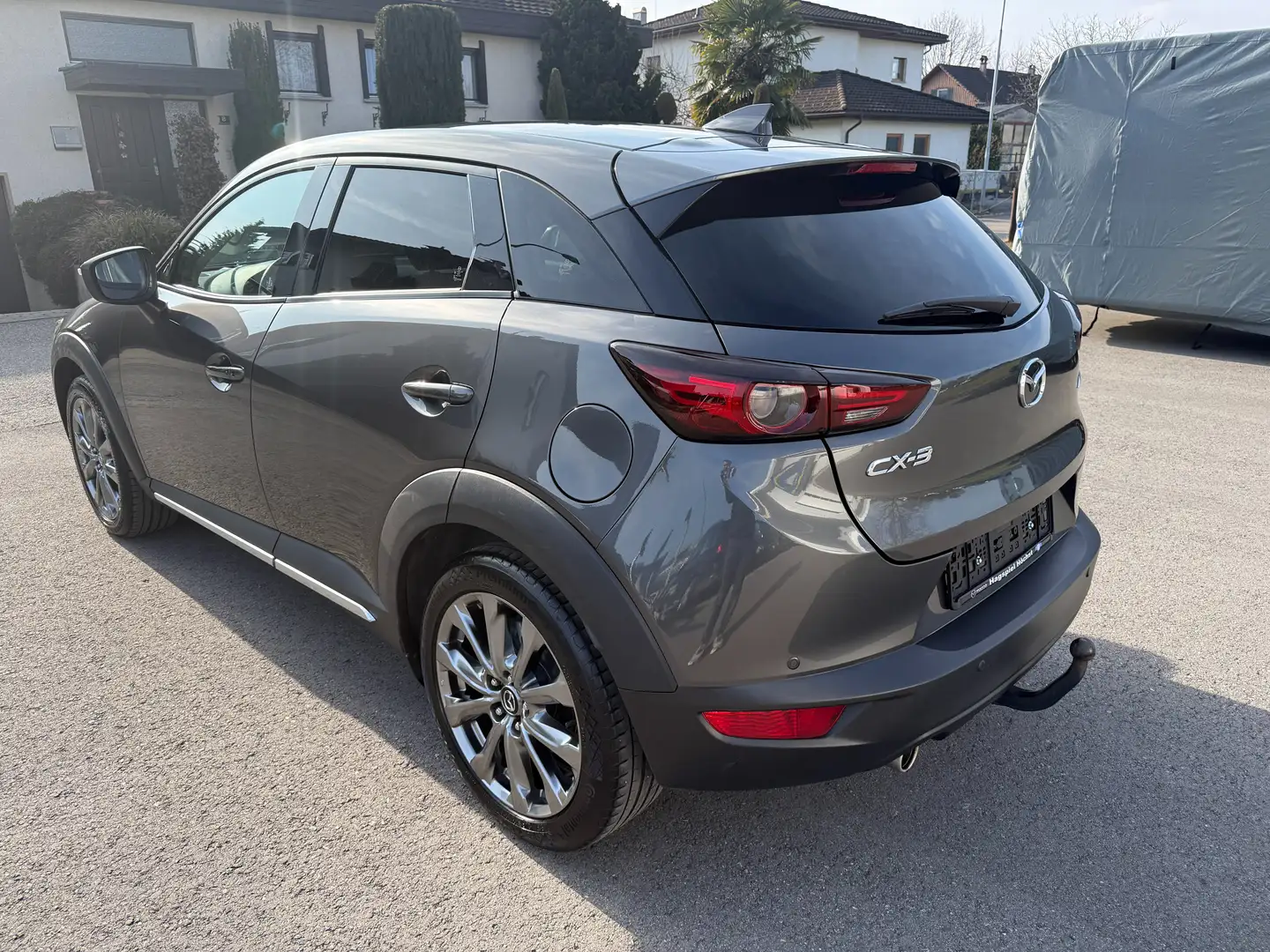 Mazda CX-3 G121 Takumi Plus Automatik Leder Navi AHK Grau - 2