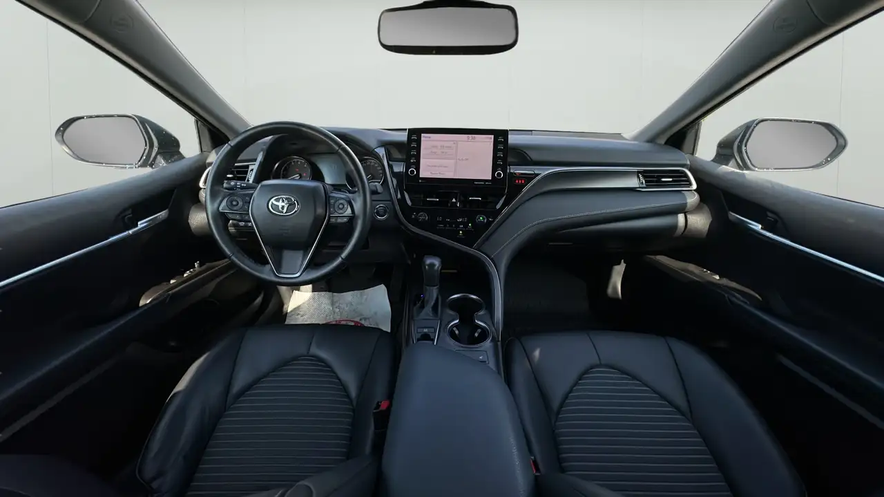 Toyota Camry снимка Toyota Camry