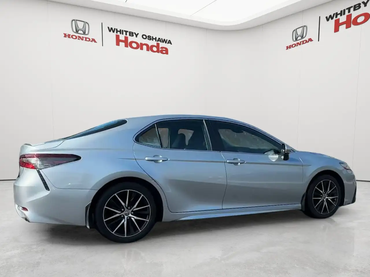 Toyota Camry снимка Toyota Camry