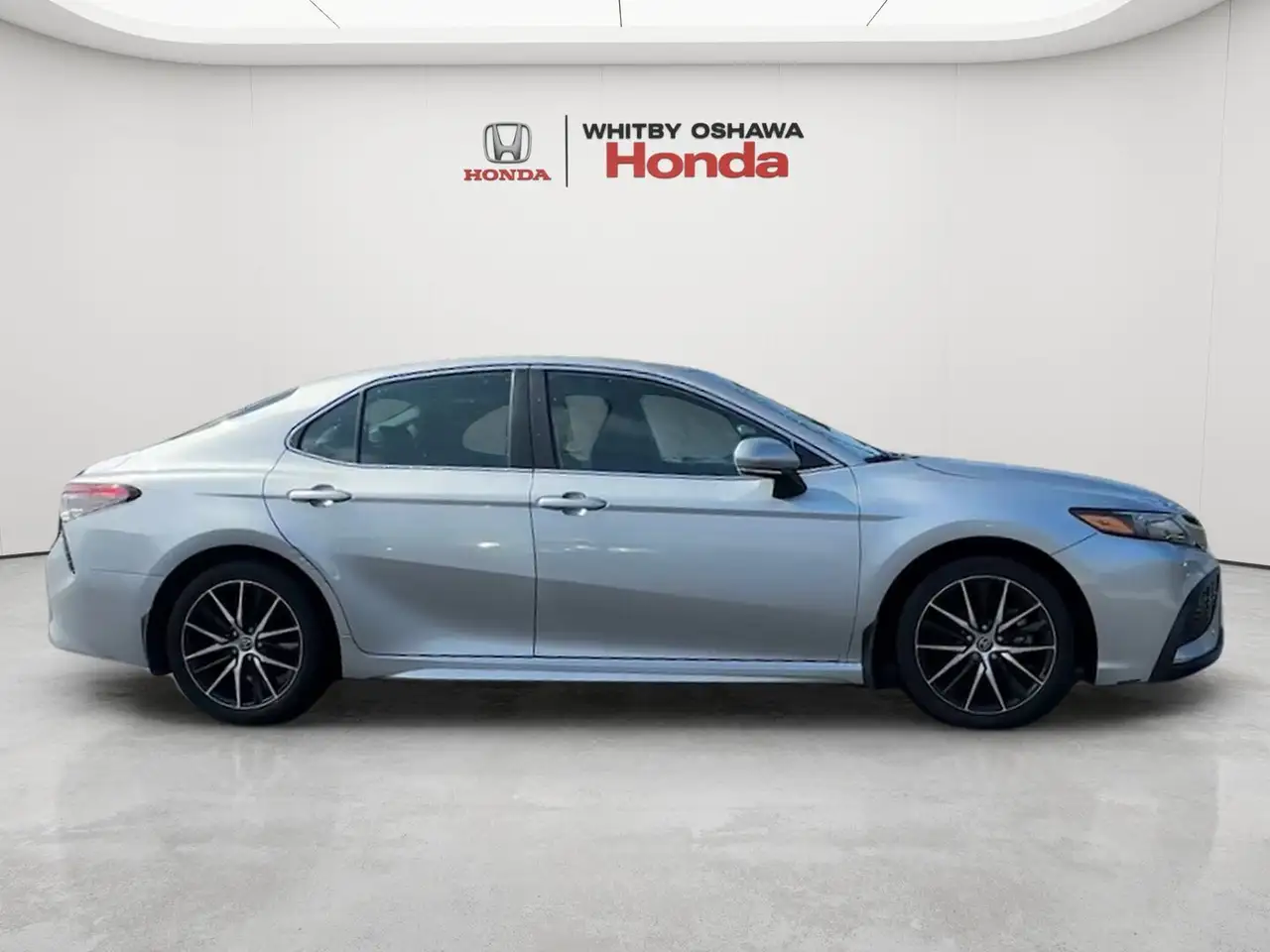 Toyota Camry снимка Toyota Camry