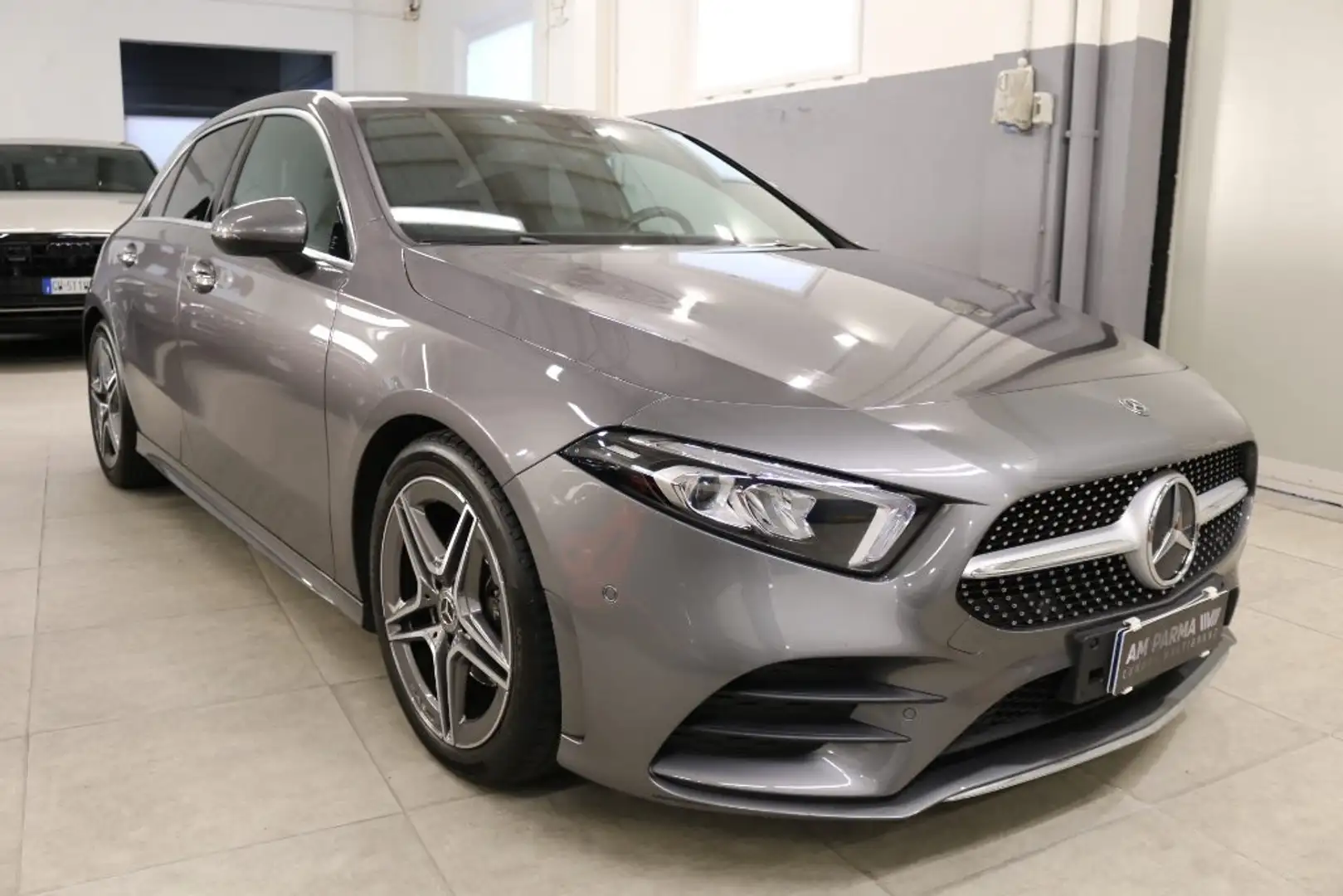 Mercedes-Benz A 200 Automatic Sport "STUPENDA PARI AL NUOVO" Grigio - 1