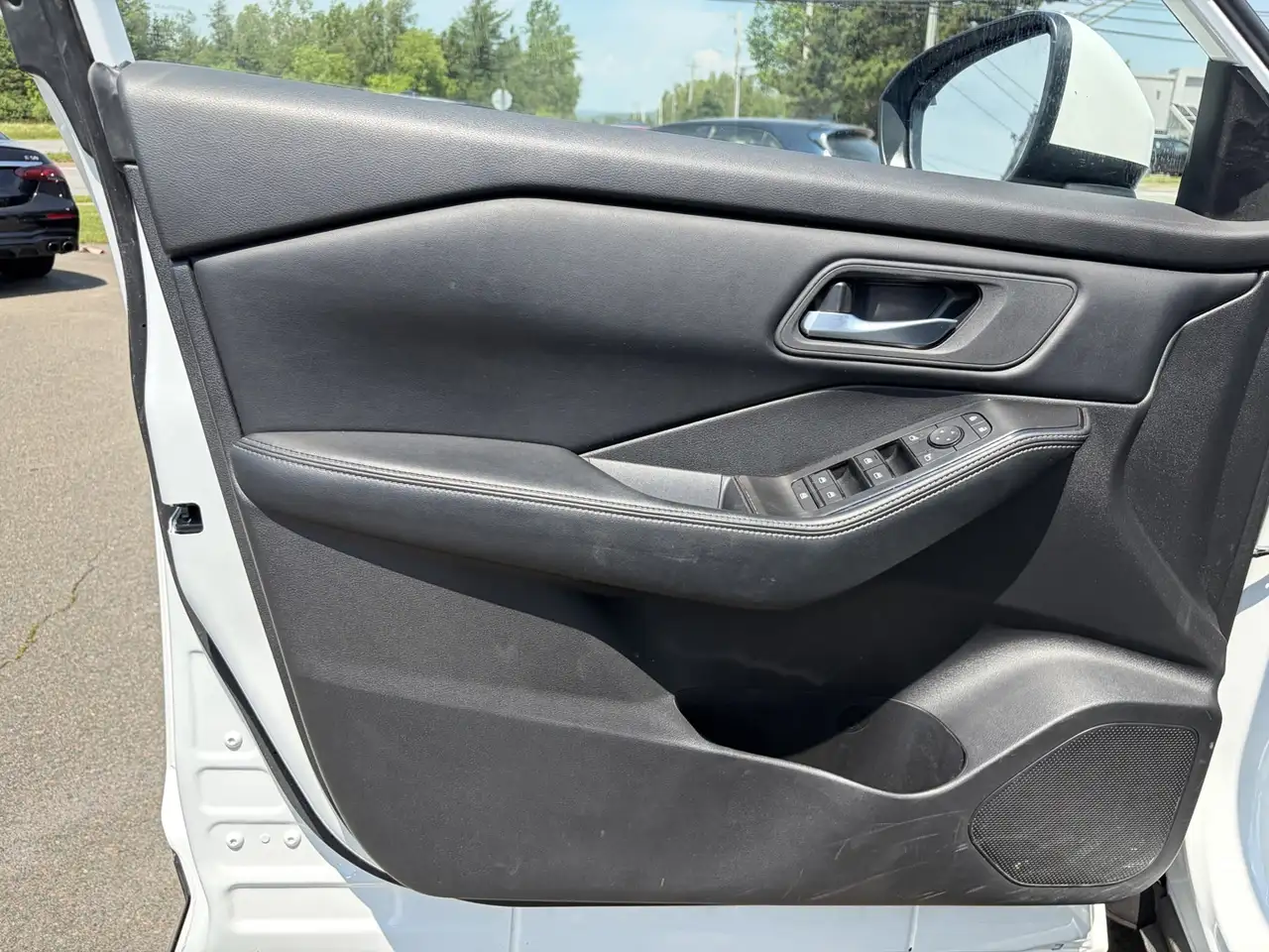 Nissan Rogue fotografie Nissan Rogue