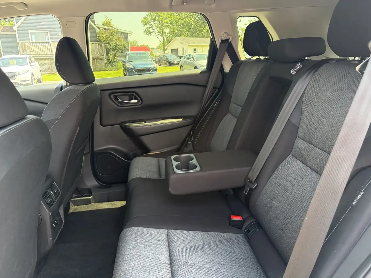 Nissan Rogue fotografie Nissan Rogue