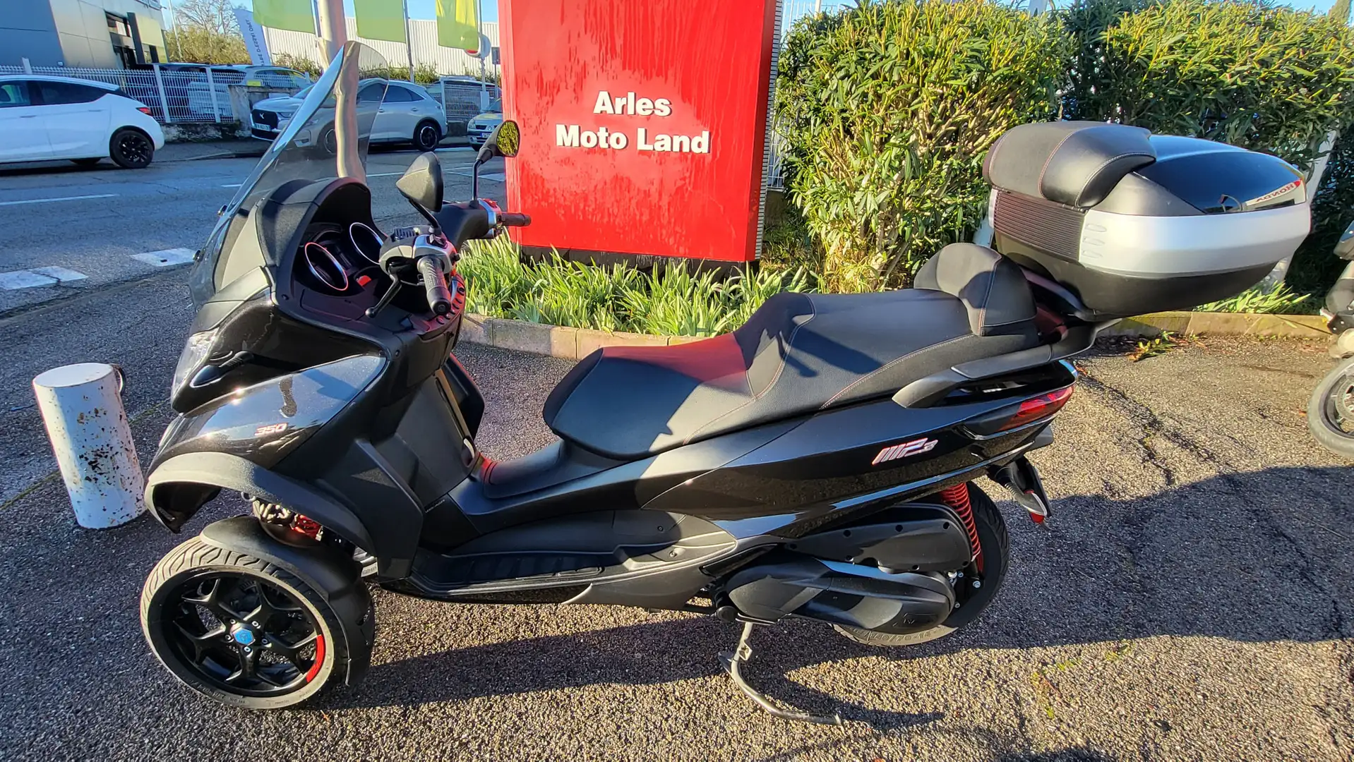 Piaggio MP3 350 Noir - 1