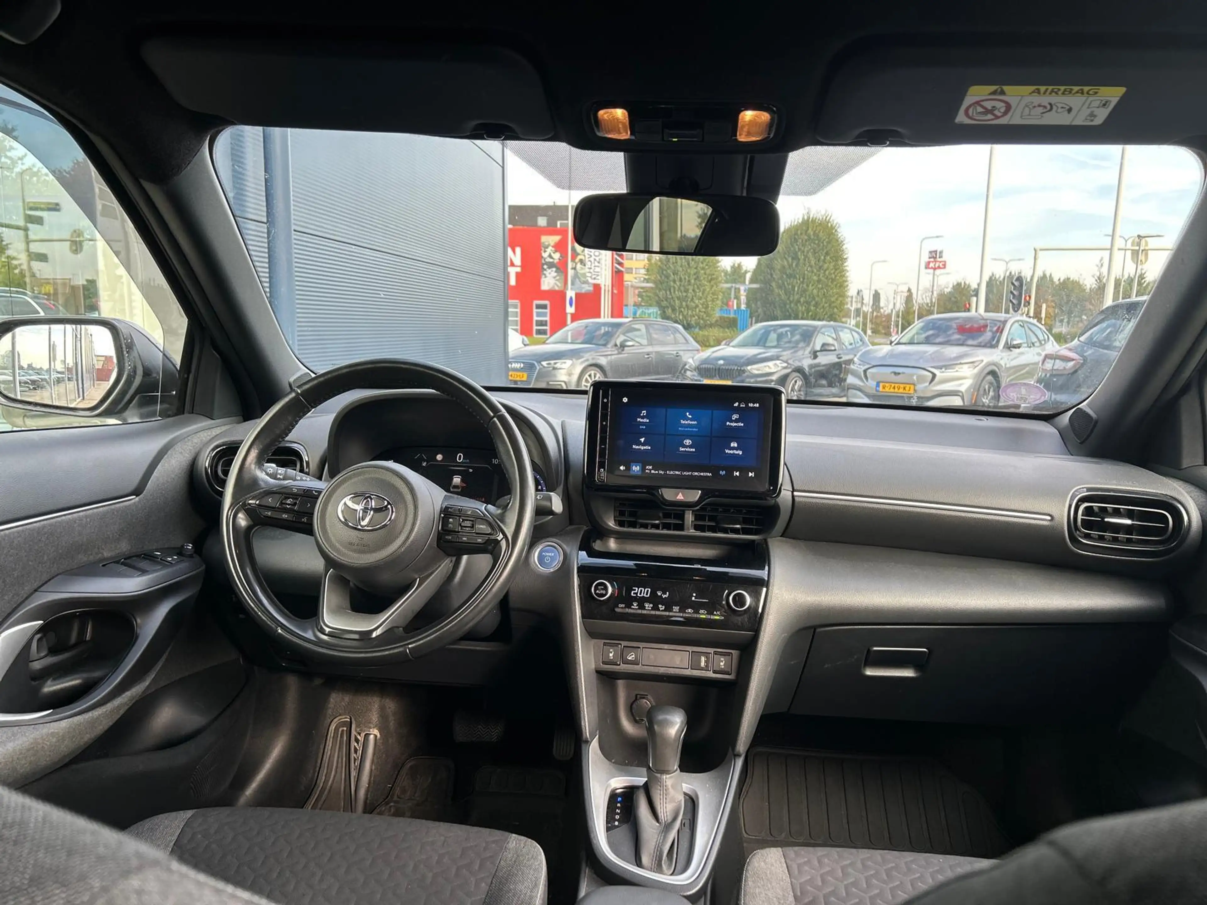 Toyota Yaris Cross 1.5 Hybrid First Edition AWD/4WD|Automaat|Trekhaak — photo 4