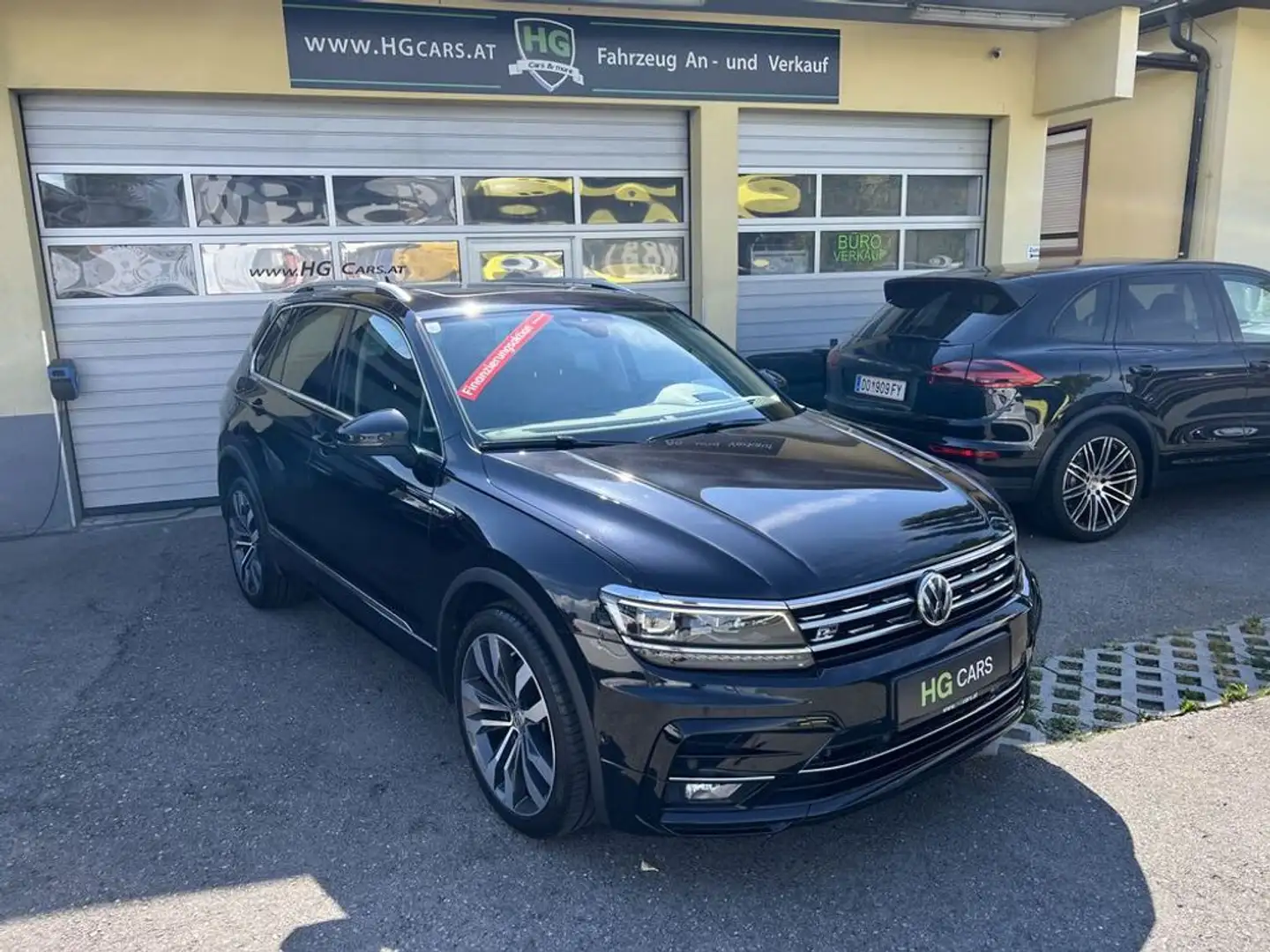 Volkswagen Tiguan R-Line 4Motion 2,0*Head-up*ACC*Kamera*LED*AHK* Noir - 1