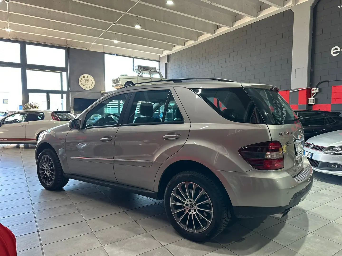 Mercedes-Benz ML 320 Classe M - W164 cdi Sport edition10 auto Grijs - 2