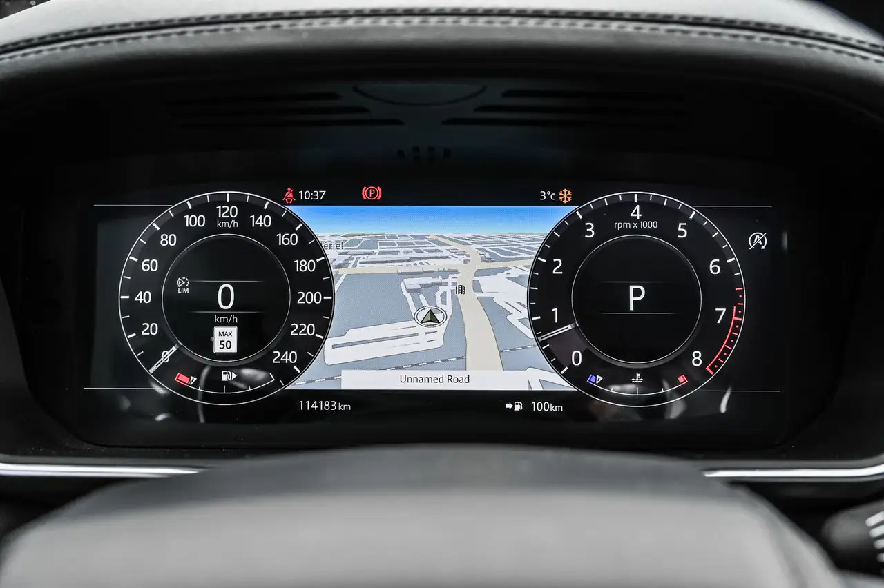 Land Rover Range Rover Sport снимка Land Rover Range Rover Sport