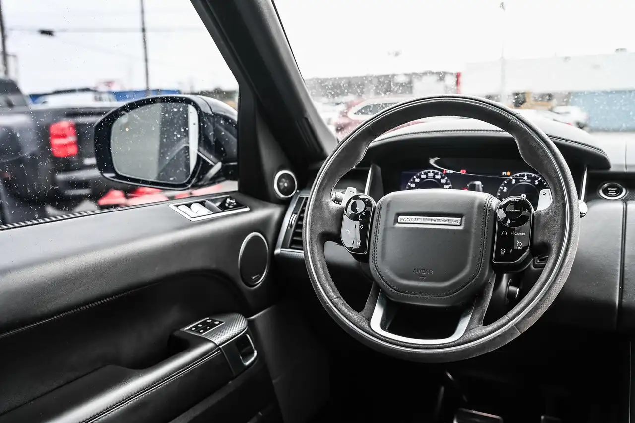 Land Rover Range Rover Sport снимка Land Rover Range Rover Sport