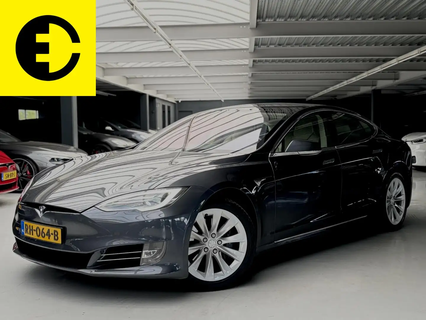 Tesla Model S 75 Business Economy | Enhanced AutoPilot | Panoram Grijs - 1
