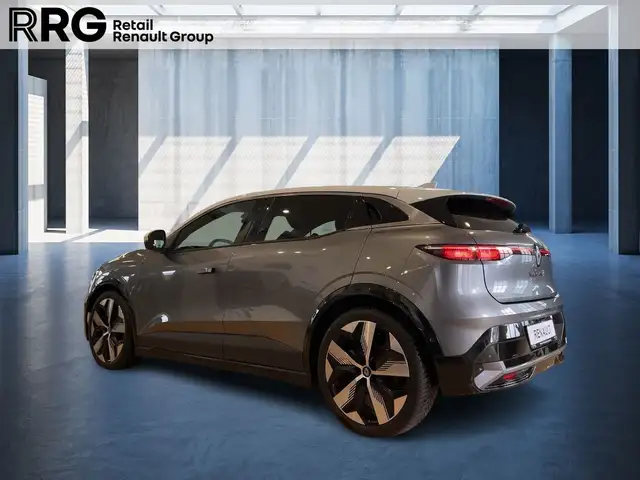 Renault Megane E-Tech view 4