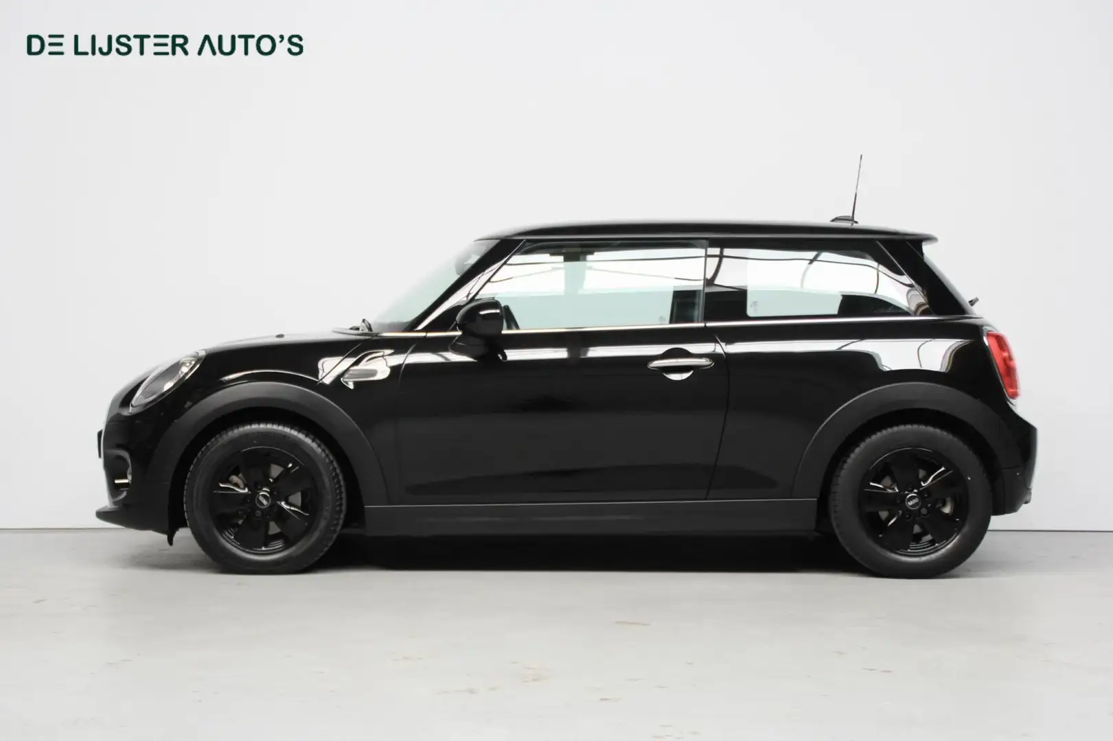 MINI Cooper Mini 1.5 Sport Business 136 PK | Navigatie | Cruis Noir - 2