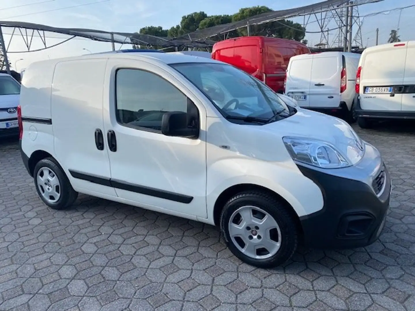 Fiat Fiorino 1.3 MTJ 95 CV SX CARGO Weiß - 1
