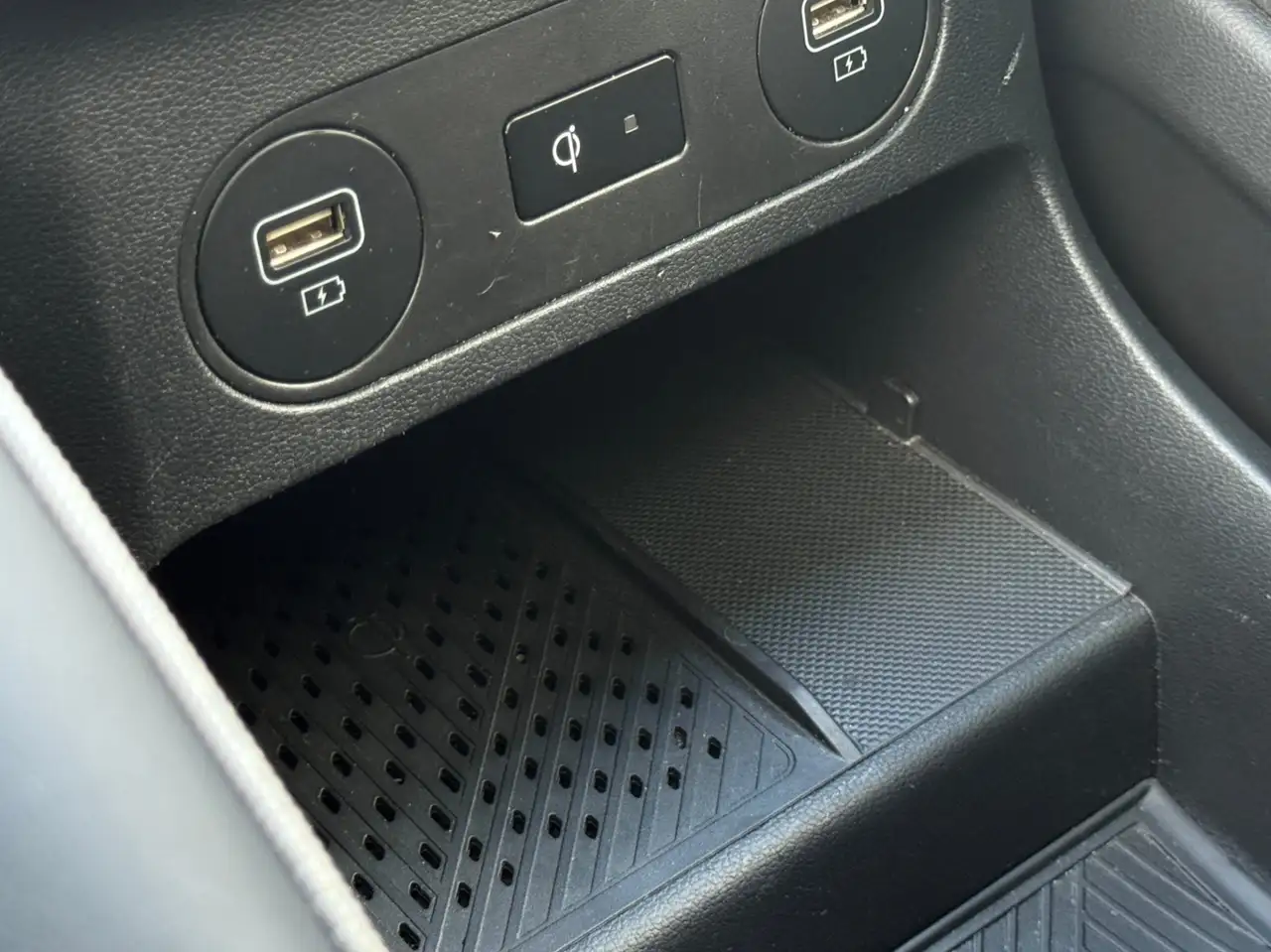 Hyundai IONIQ 5 снимка Hyundai IONIQ 5
