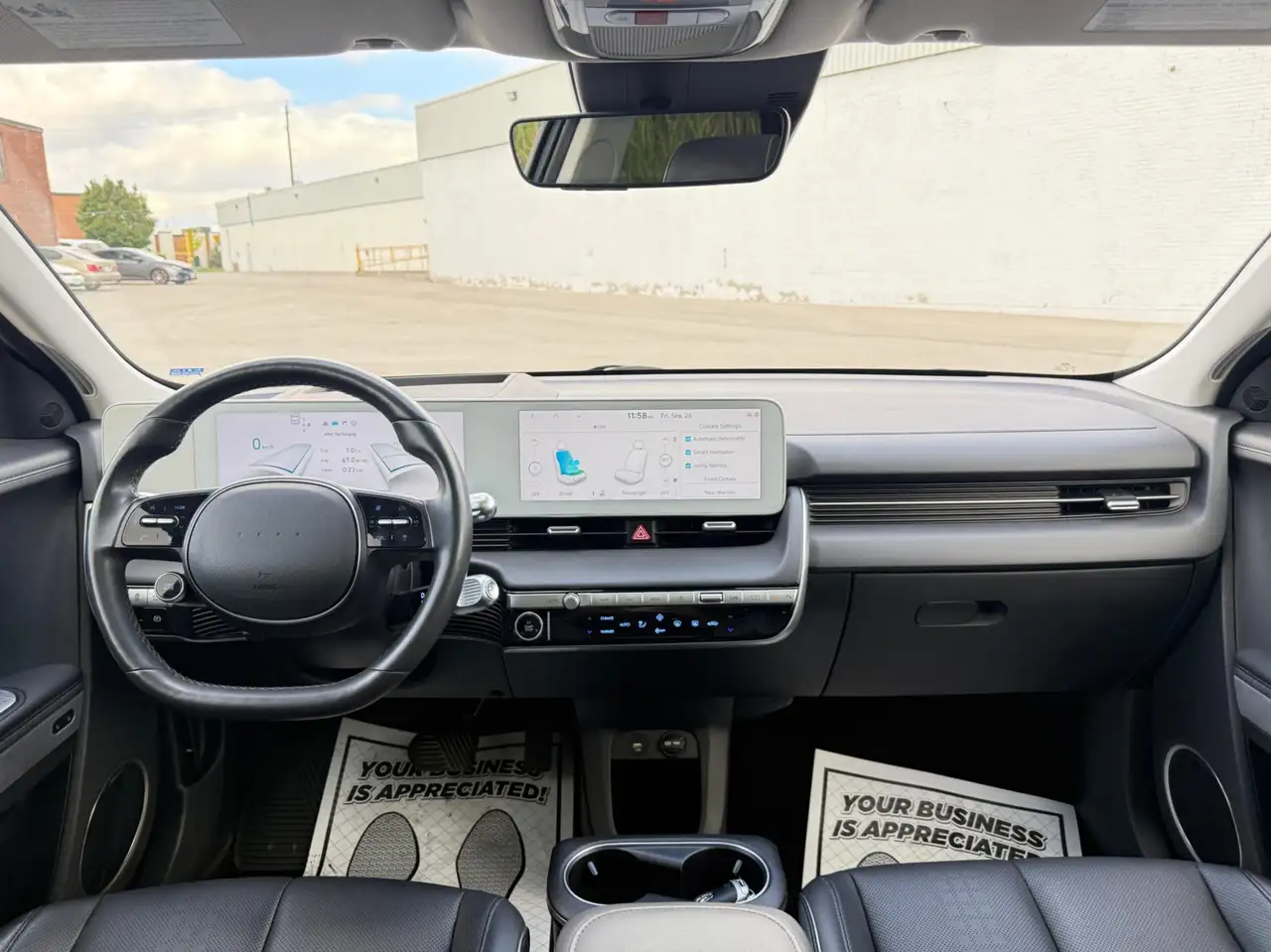 Hyundai IONIQ 5 снимка Hyundai IONIQ 5