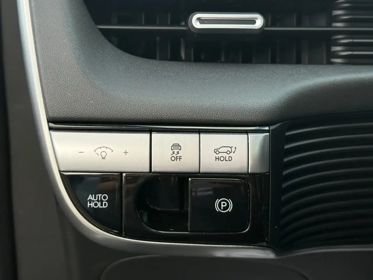 Hyundai IONIQ 5 снимка Hyundai IONIQ 5