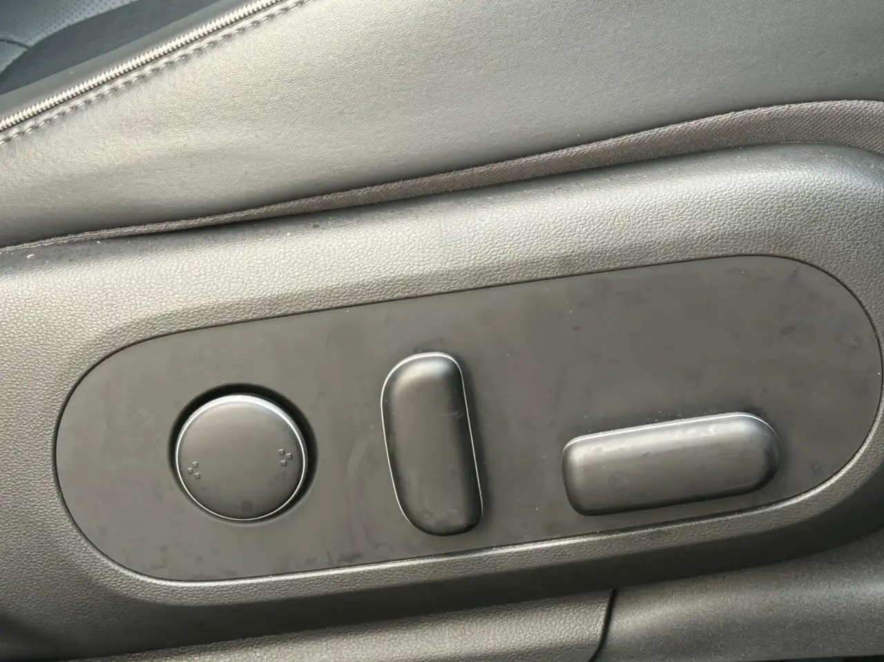 Hyundai IONIQ 5 снимка Hyundai IONIQ 5