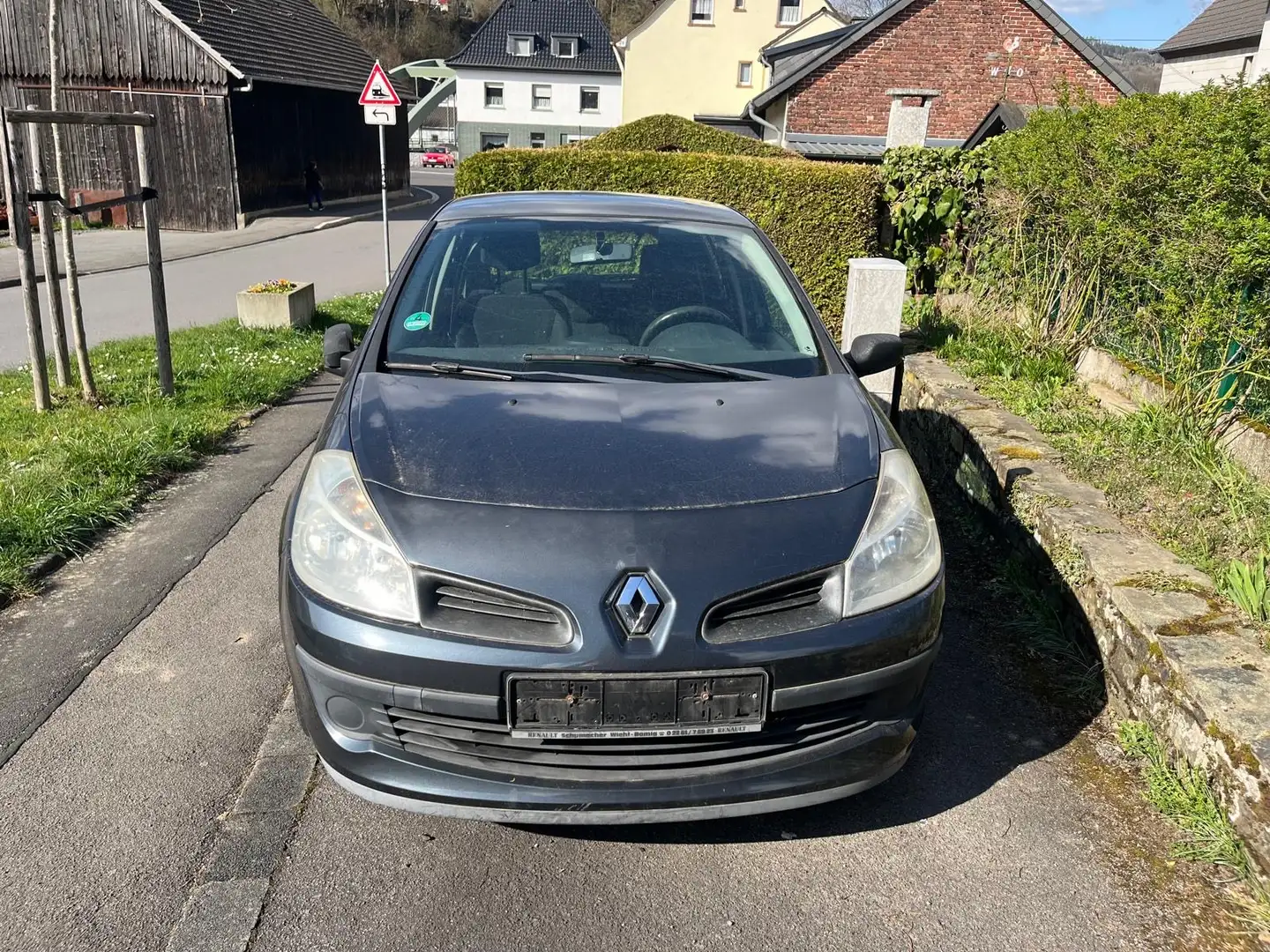 Renault Clio Authentique - 2