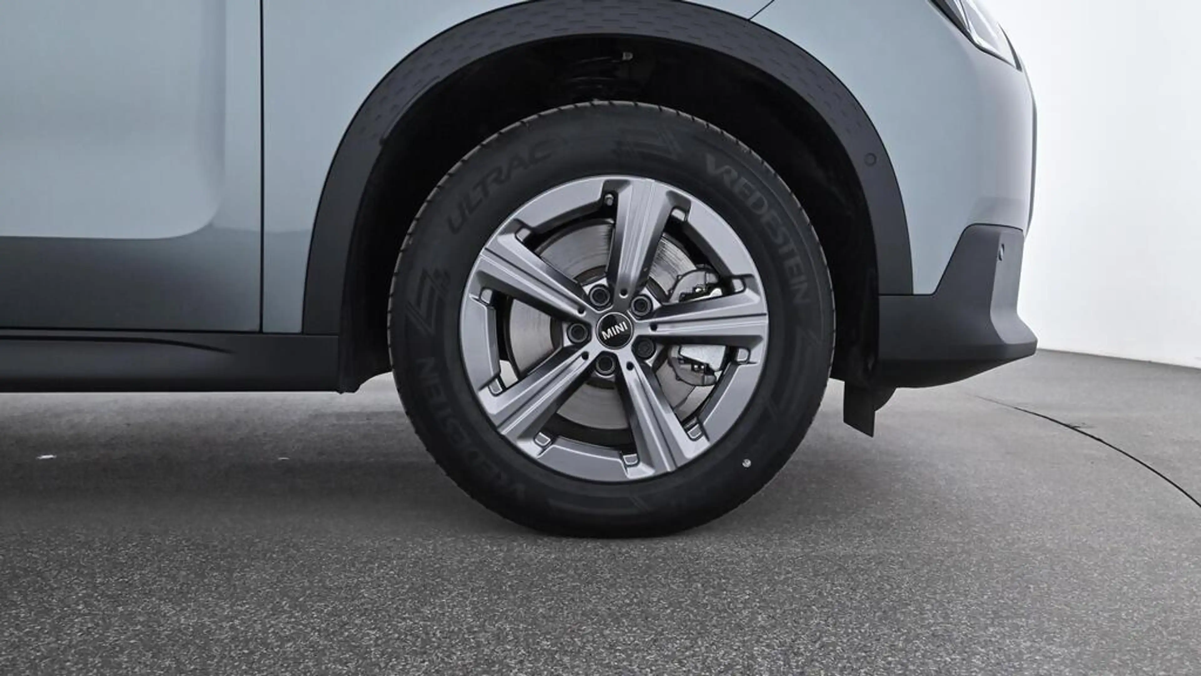 MINI Countryman C Classic Trim — photo 10