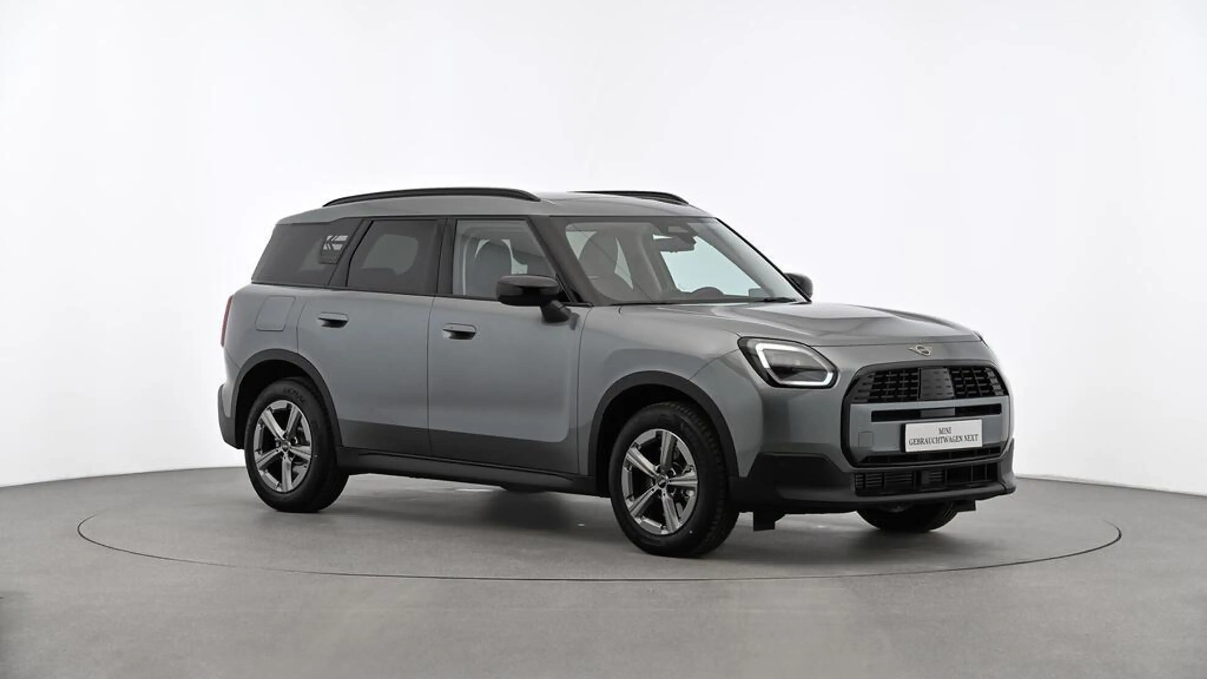 MINI Countryman C Classic Trim — photo 15