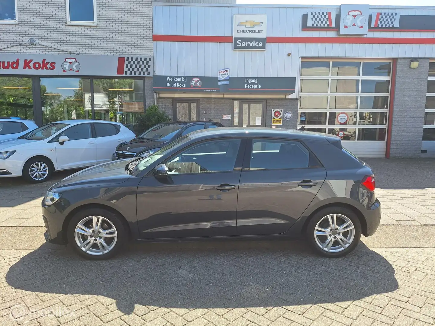 Audi A1 SPORTBACK 25 TFSI PRO LINE / Virtual Cockpit / Nav Grau - 2
