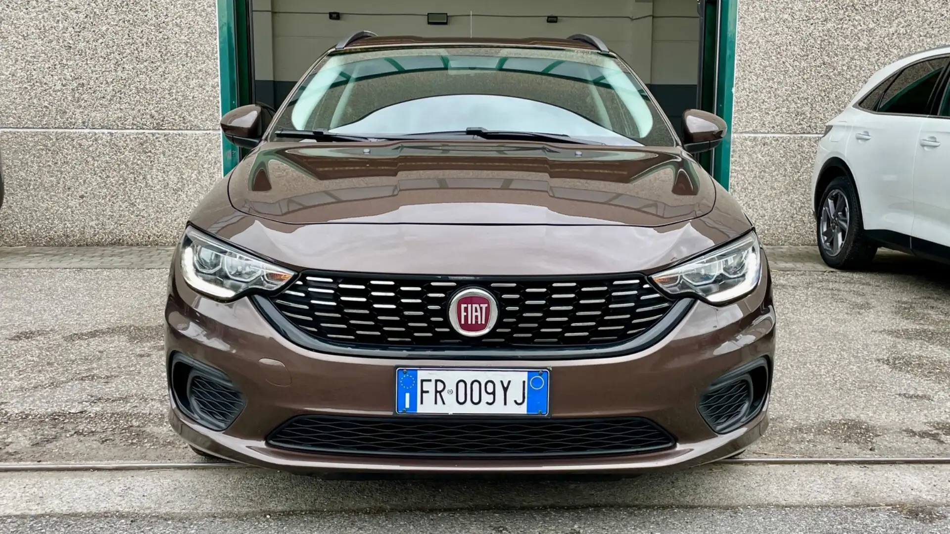 Fiat Tipo 1.6 Mjt S&S DCT SW Easy Bronzo - 2