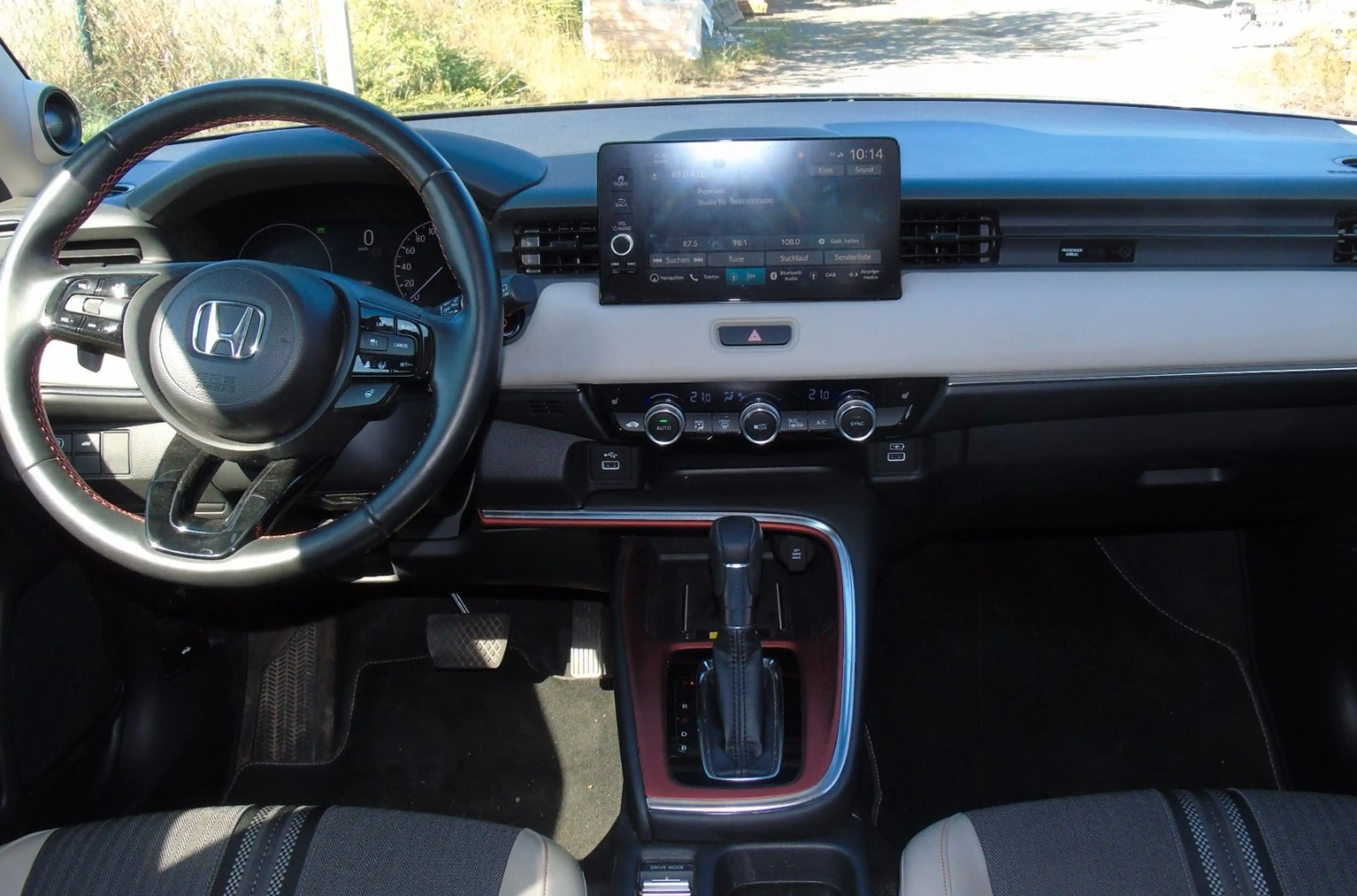 Honda HR-V — photo 11