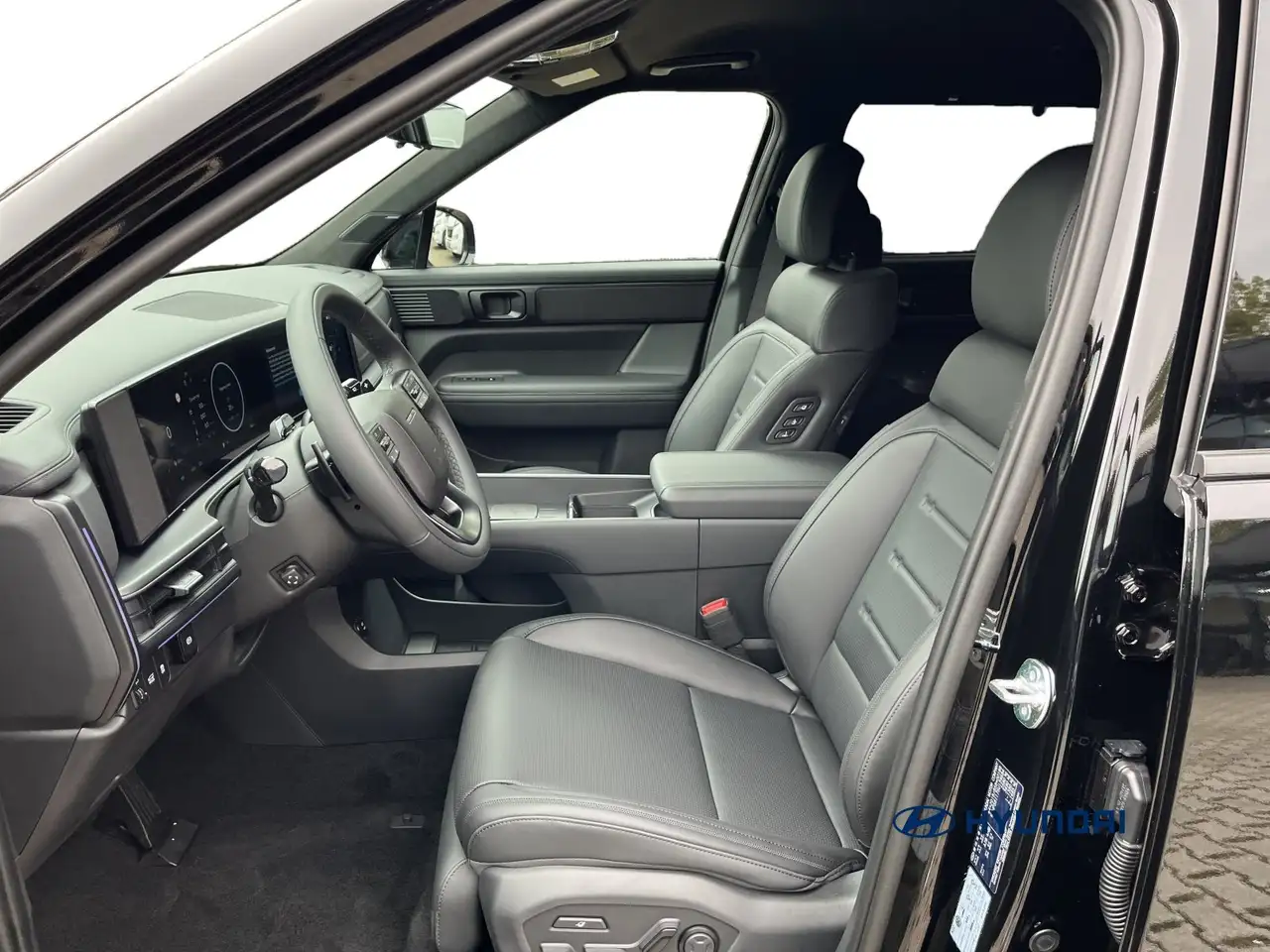 Hyundai SANTA FE 1.6 HEV BLACKLINE LEDER 360° HEAD-UP 10