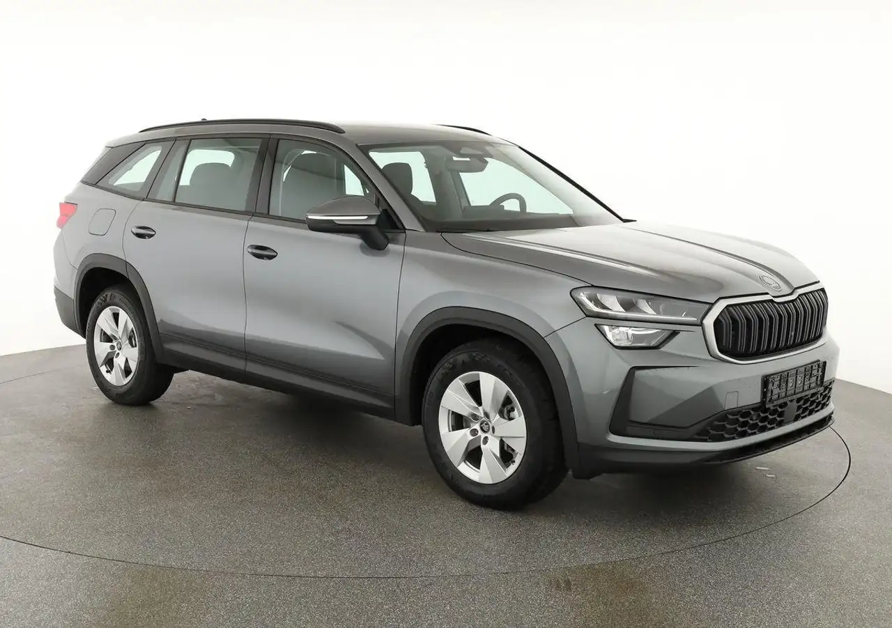 Skoda Kodiaq 2.0 TDI 110 kW Selection DSG Selection, 7-Sitze... — photo 1 of 40