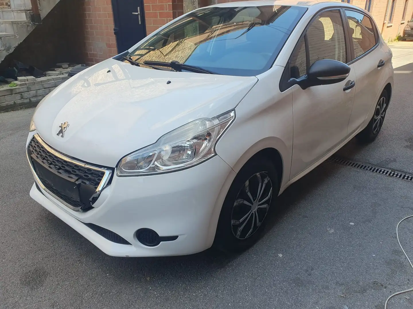 Peugeot 208 1.0i Active - 1