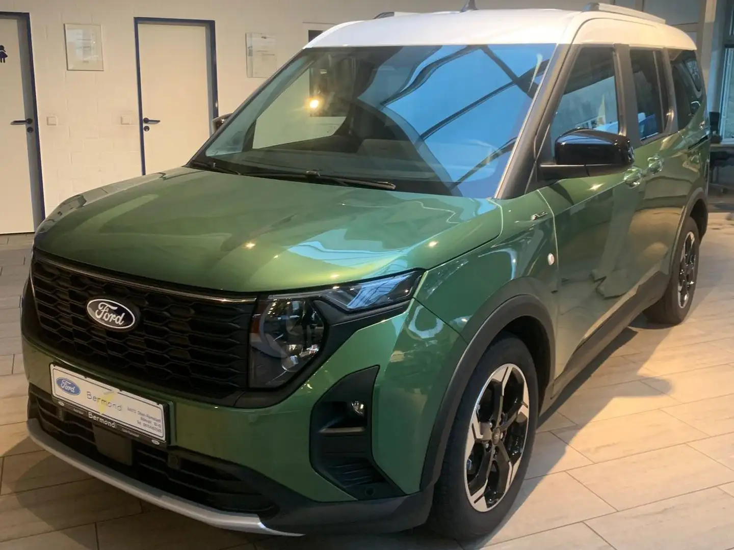 Ford Tourneo Courier Active Vert - 2