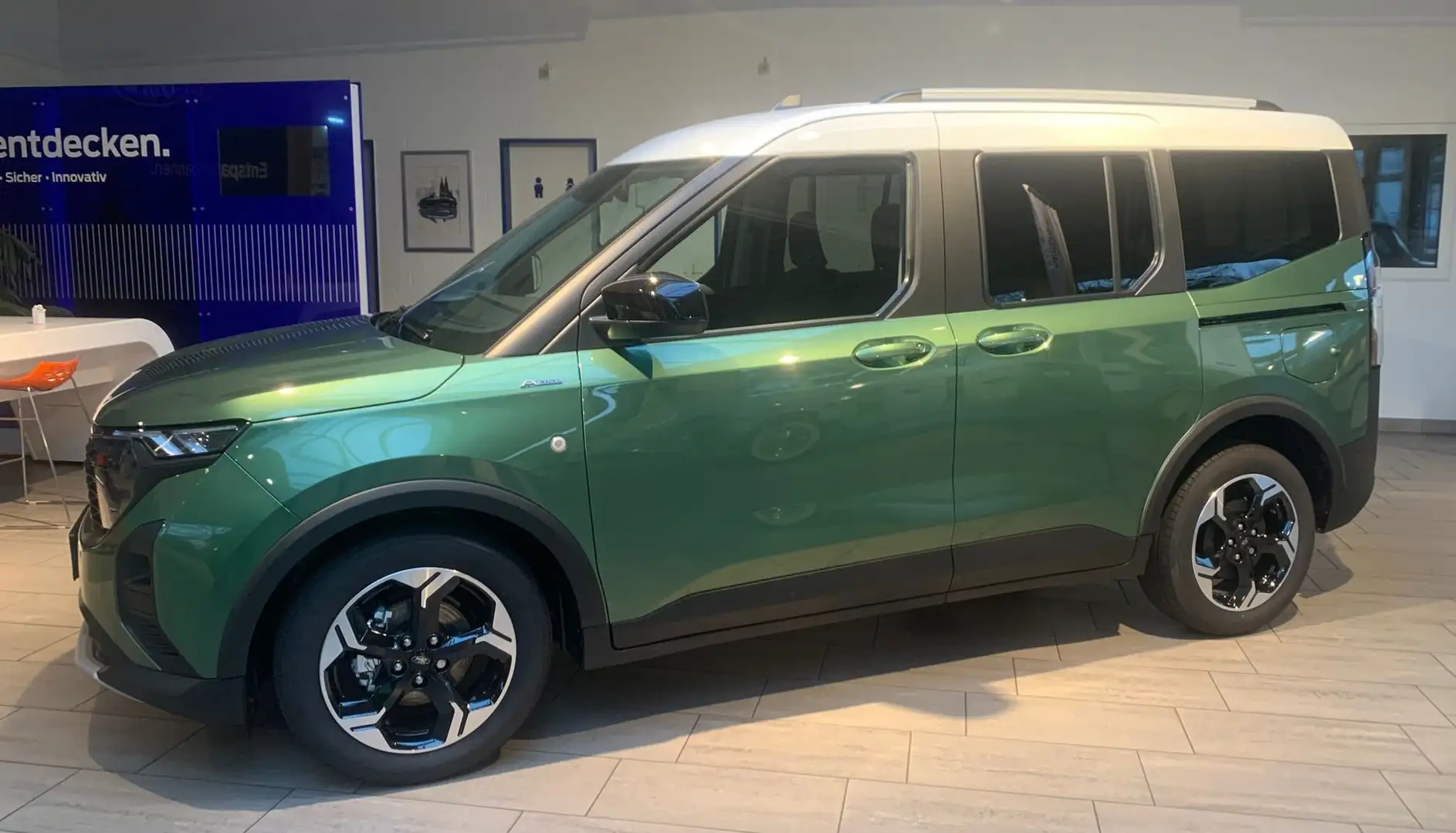 Ford Tourneo Courier Active Vert - 1